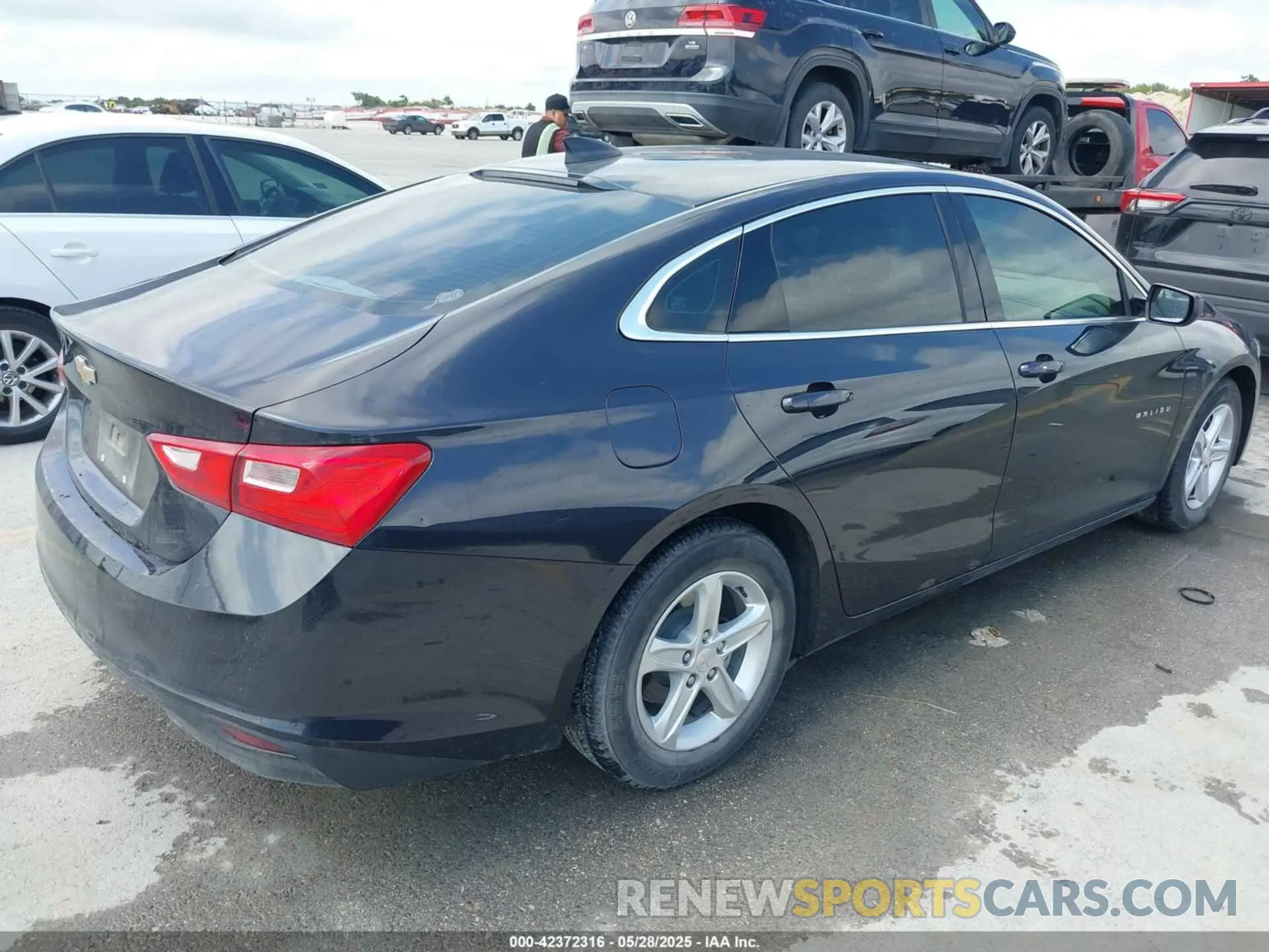 4 Photograph of a damaged car 1G1ZB5ST9PF244123 CHEVROLET MALIBU 2023