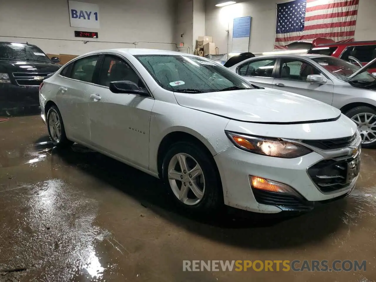 4 Photograph of a damaged car 1G1ZC5ST4PF160045 CHEVROLET MALIBU 2023
