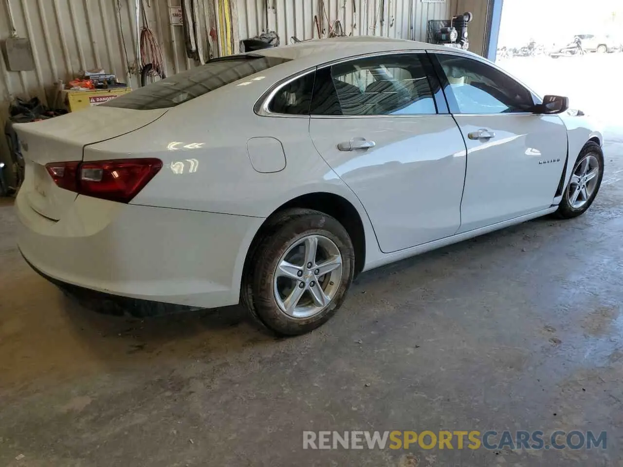 3 Photograph of a damaged car 1G1ZC5ST5PF129290 CHEVROLET MALIBU 2023