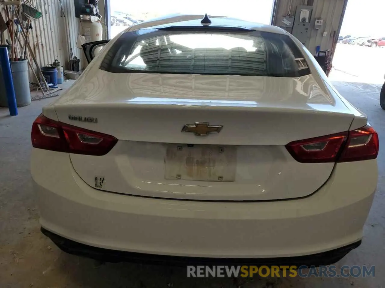 6 Photograph of a damaged car 1G1ZC5ST5PF129290 CHEVROLET MALIBU 2023