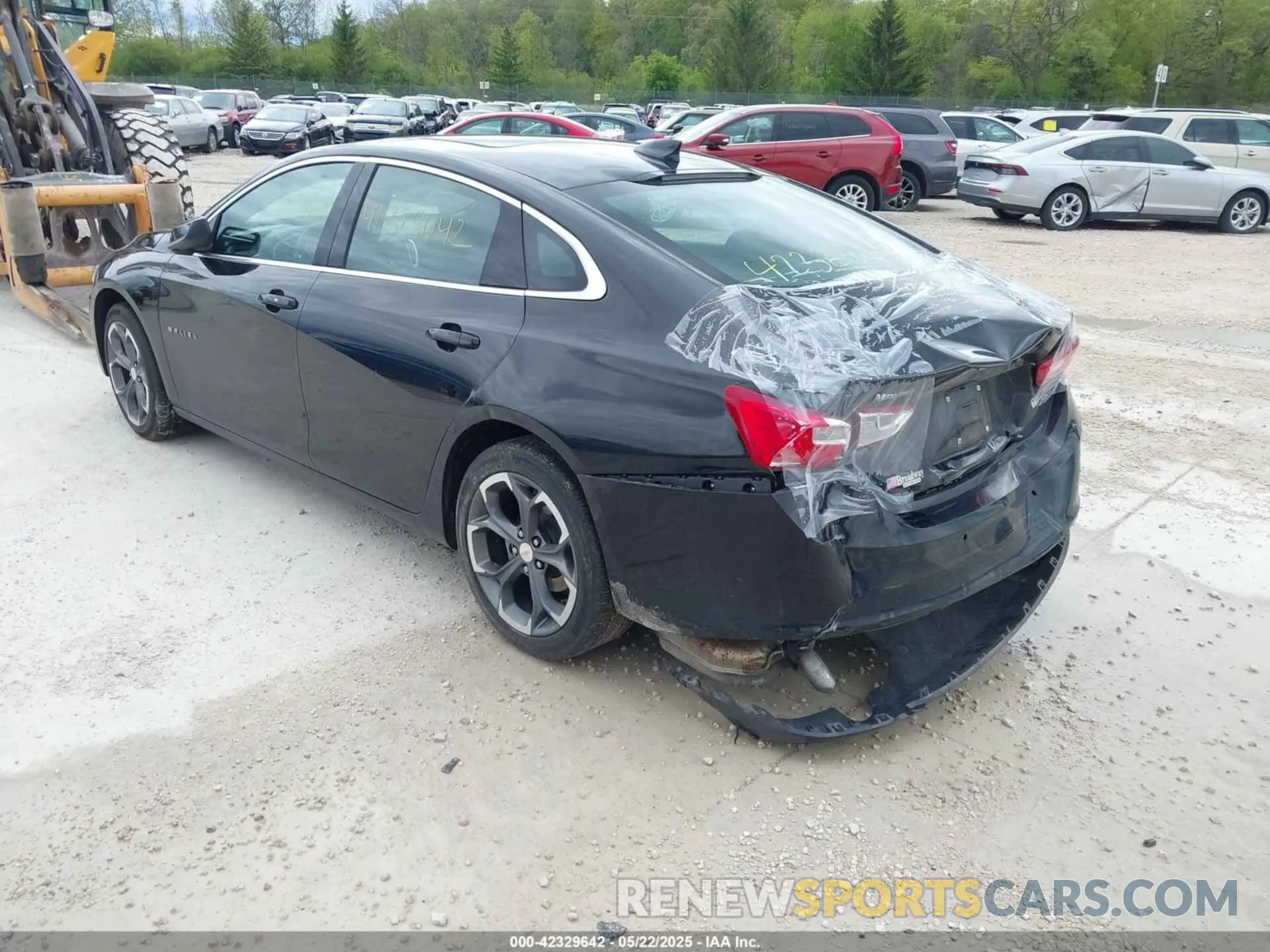 3 Photograph of a damaged car 1G1ZD5ST0PF117139 CHEVROLET MALIBU 2023