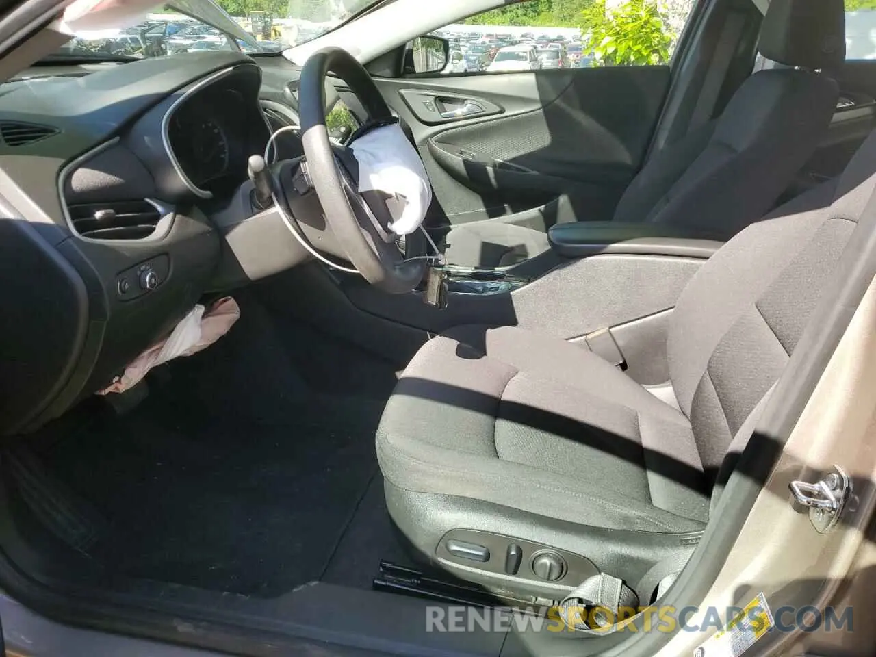 7 Photograph of a damaged car 1G1ZD5ST0PF190009 CHEVROLET MALIBU 2023