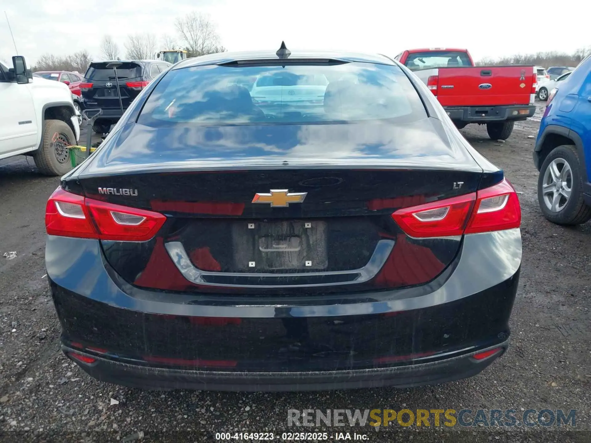 17 Photograph of a damaged car 1G1ZD5ST0PF207360 CHEVROLET MALIBU 2023