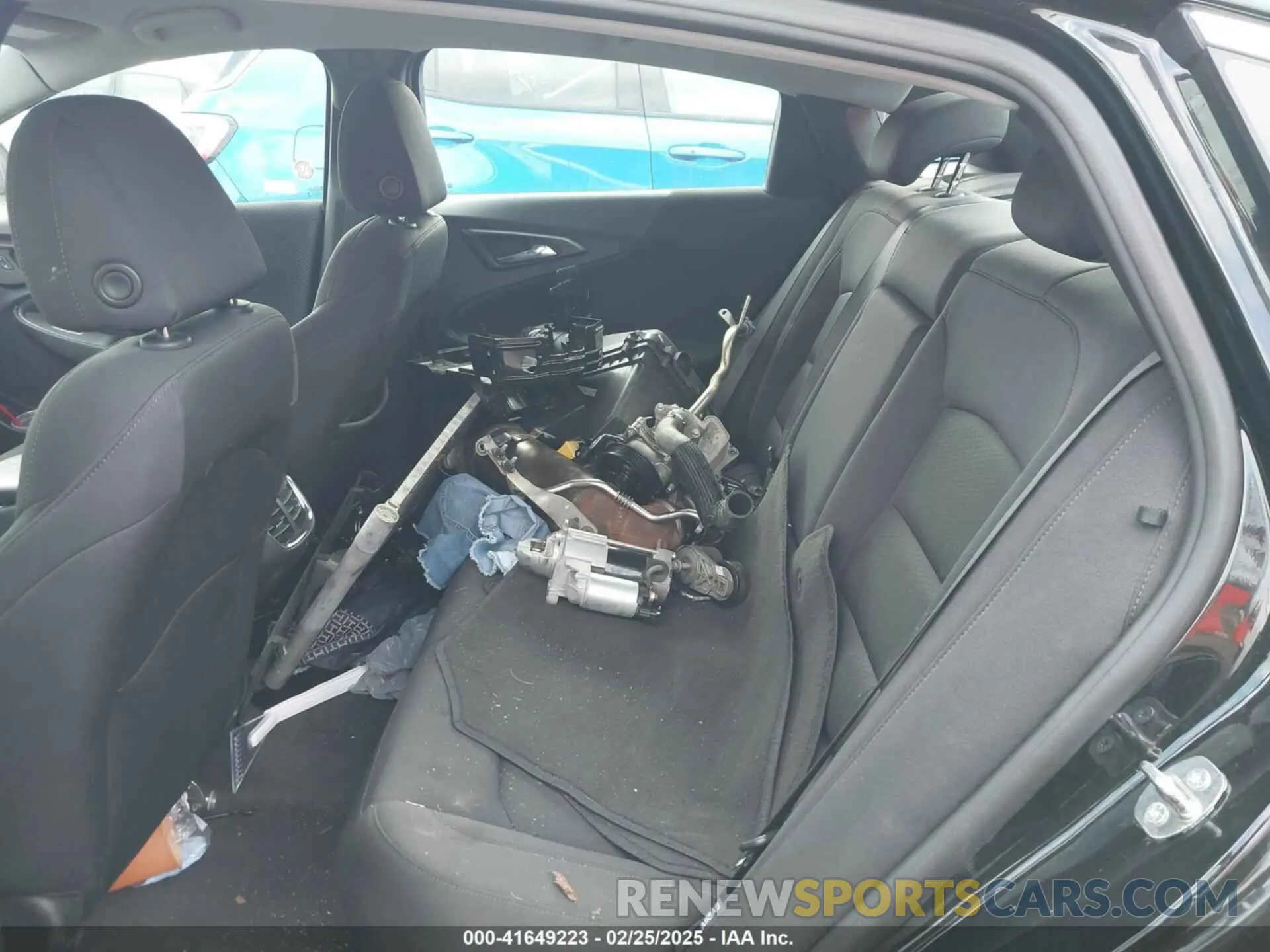 8 Photograph of a damaged car 1G1ZD5ST0PF207360 CHEVROLET MALIBU 2023