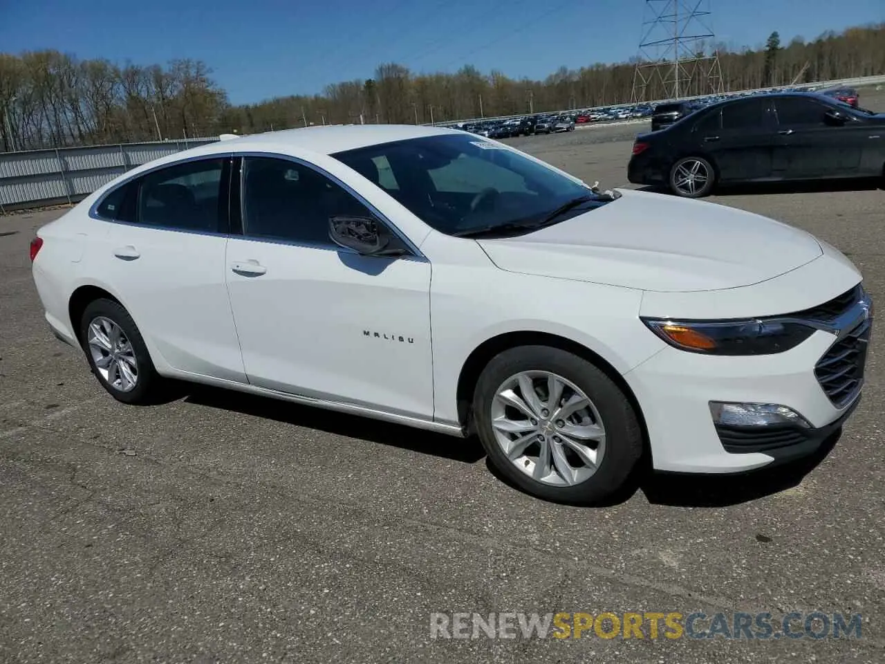 4 Photograph of a damaged car 1G1ZD5ST0PF231254 CHEVROLET MALIBU 2023