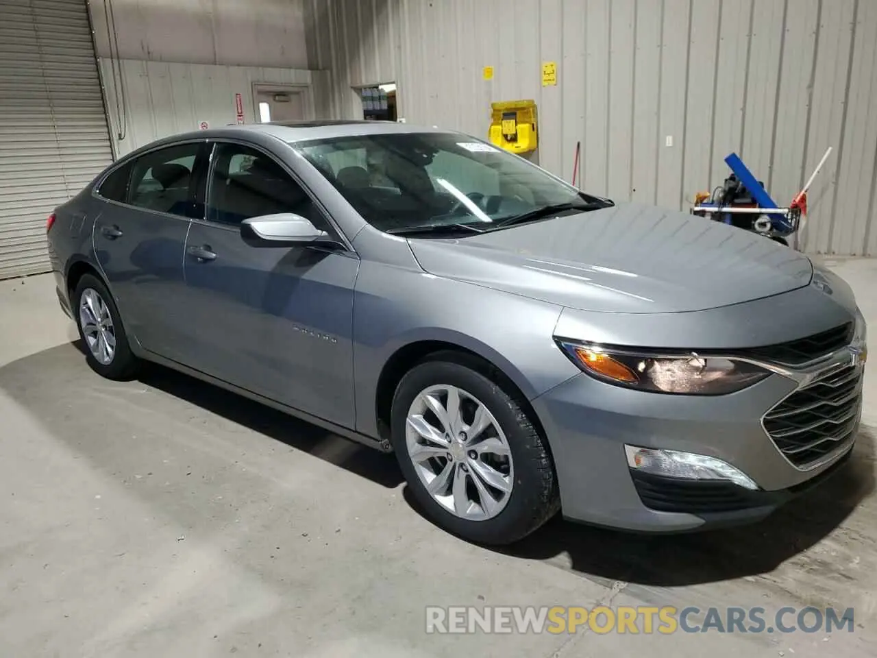 4 Photograph of a damaged car 1G1ZD5ST0PF234168 CHEVROLET MALIBU 2023