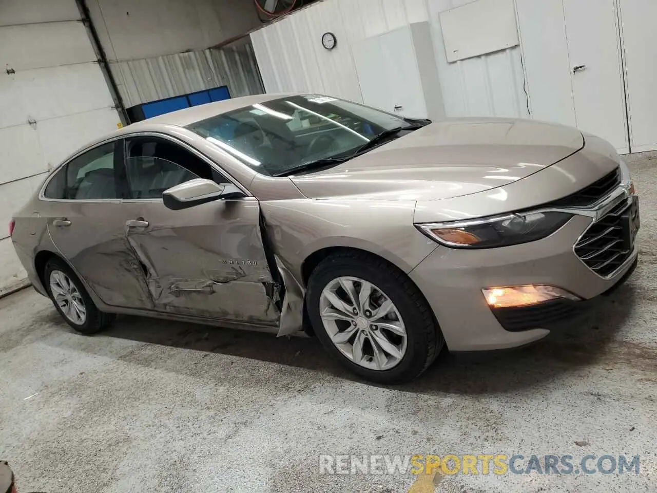 4 Photograph of a damaged car 1G1ZD5ST0PF253433 CHEVROLET MALIBU 2023