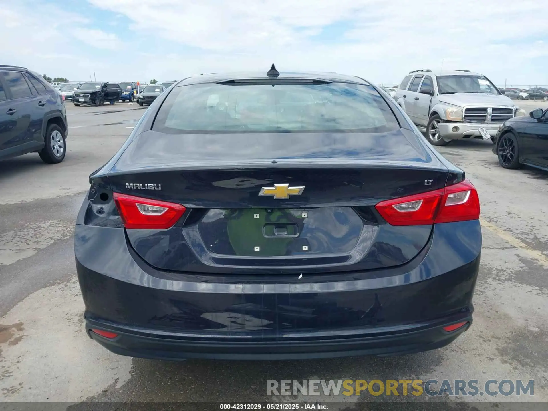 17 Photograph of a damaged car 1G1ZD5ST1PF166155 CHEVROLET MALIBU 2023