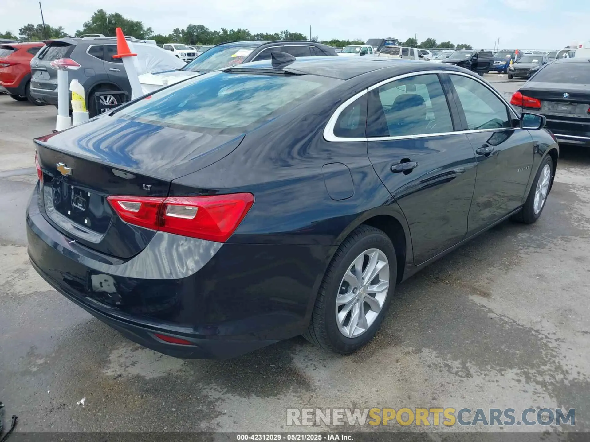 4 Photograph of a damaged car 1G1ZD5ST1PF166155 CHEVROLET MALIBU 2023