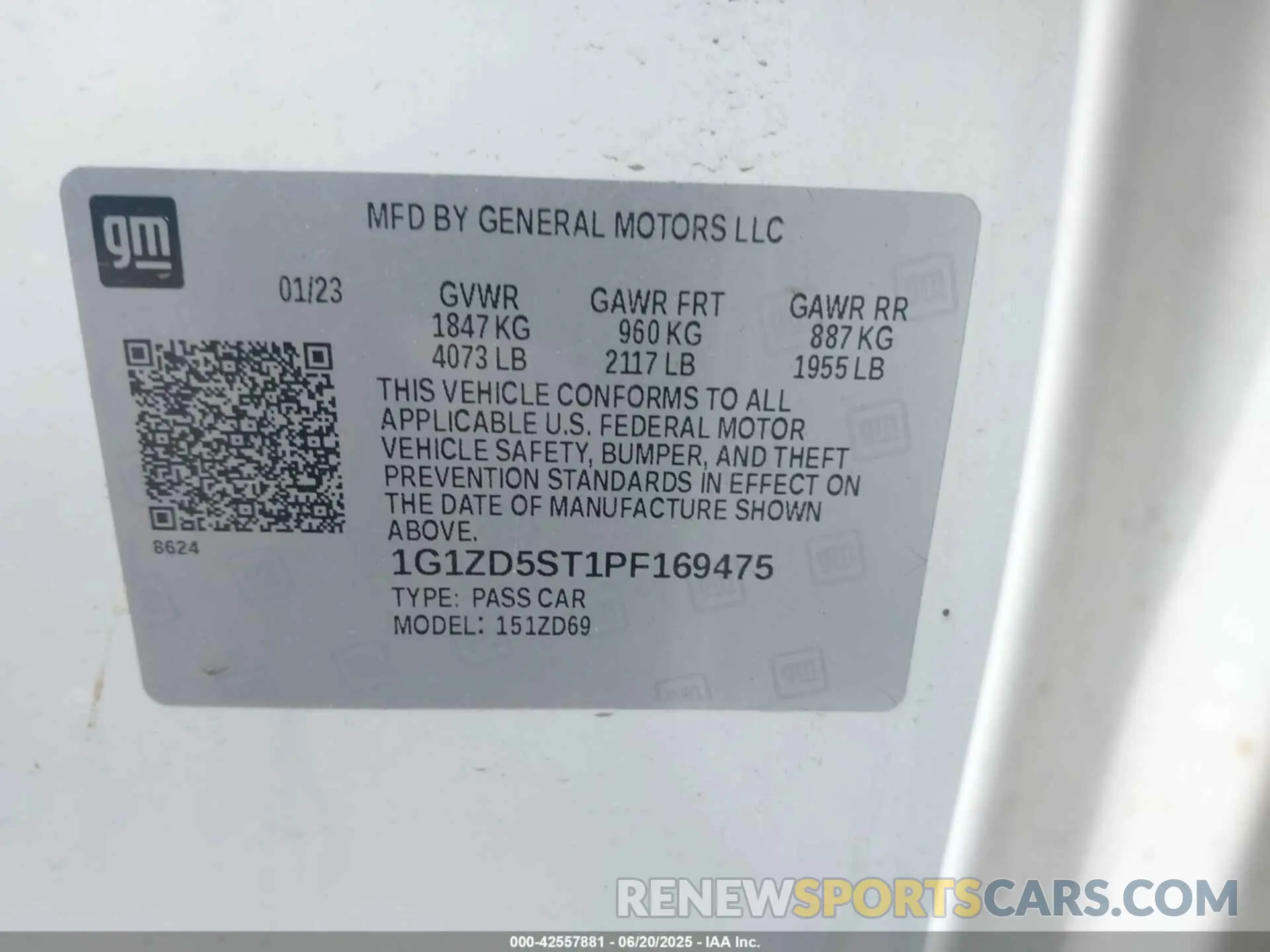 9 Photograph of a damaged car 1G1ZD5ST1PF169475 CHEVROLET MALIBU 2023