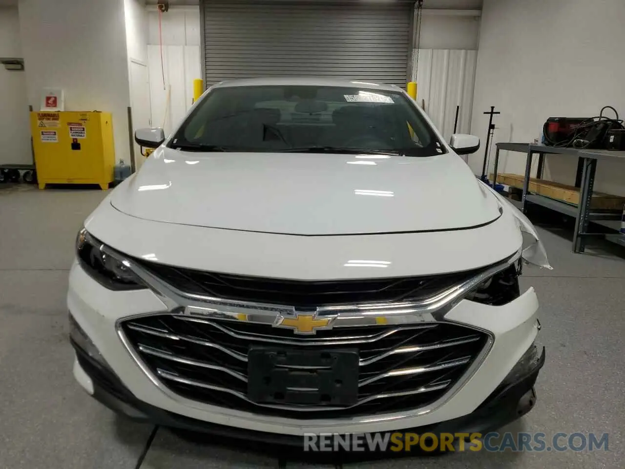 5 Photograph of a damaged car 1G1ZD5ST1PF216326 CHEVROLET MALIBU 2023