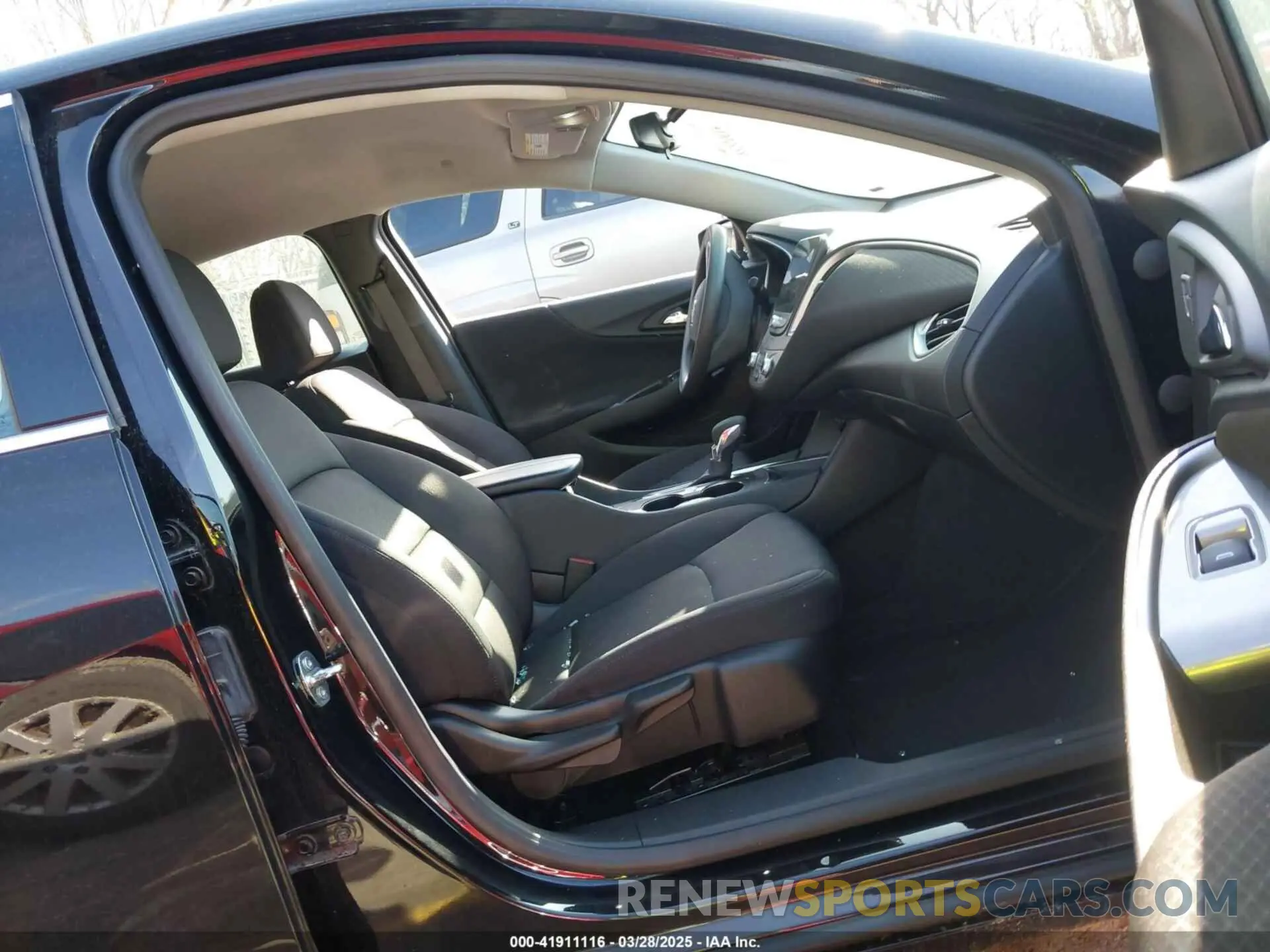 5 Photograph of a damaged car 1G1ZD5ST1PF227505 CHEVROLET MALIBU 2023