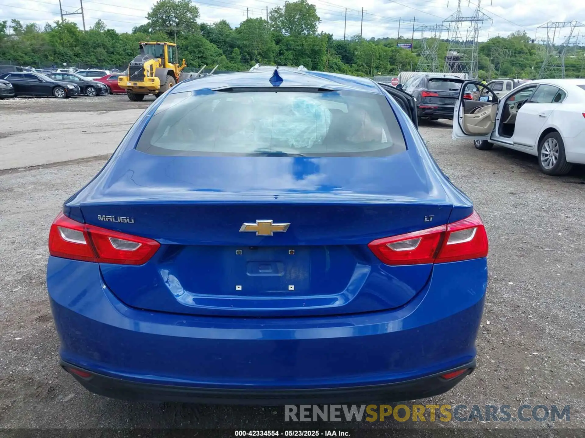 17 Photograph of a damaged car 1G1ZD5ST1PF240996 CHEVROLET MALIBU 2023