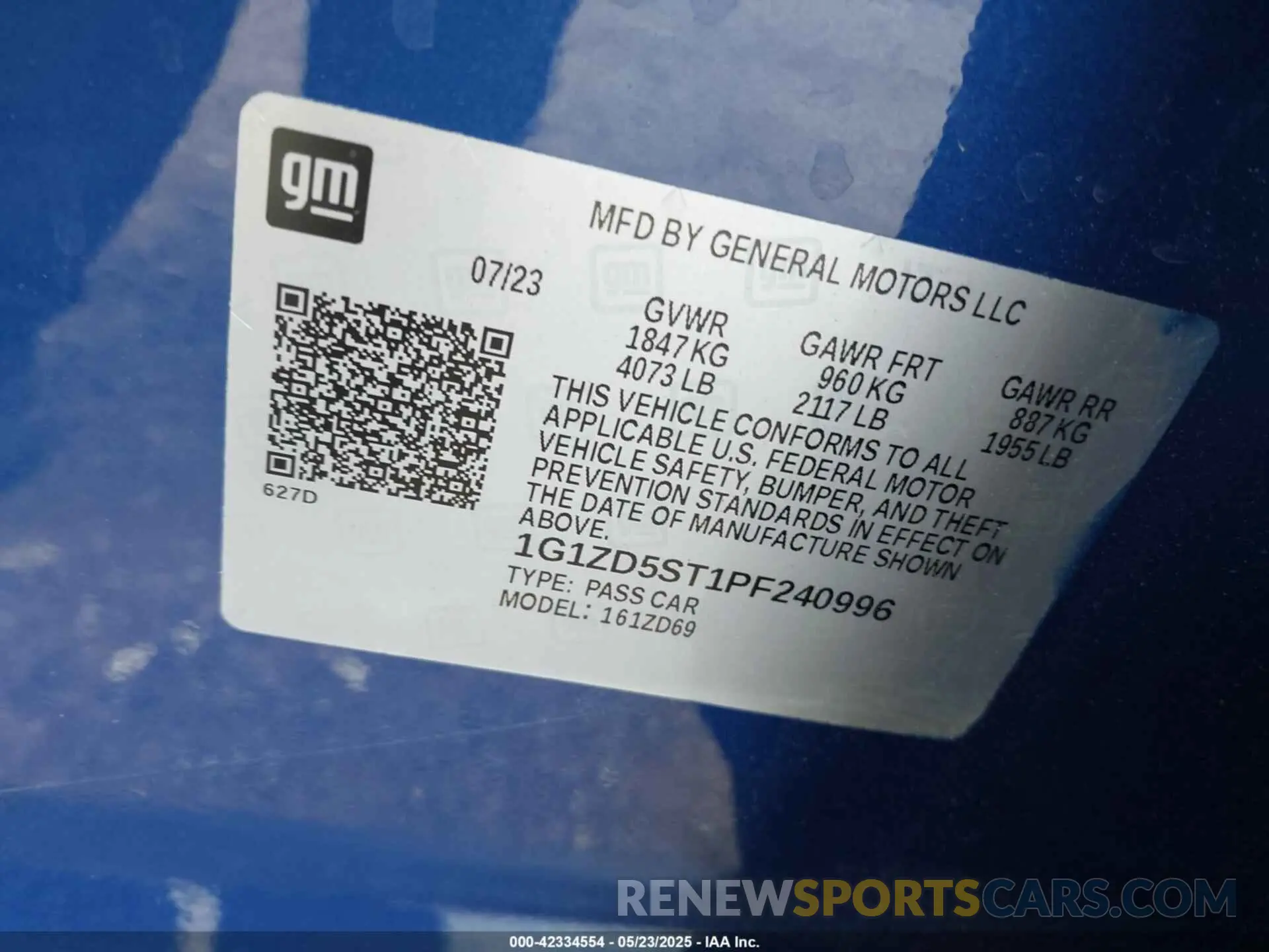 9 Photograph of a damaged car 1G1ZD5ST1PF240996 CHEVROLET MALIBU 2023