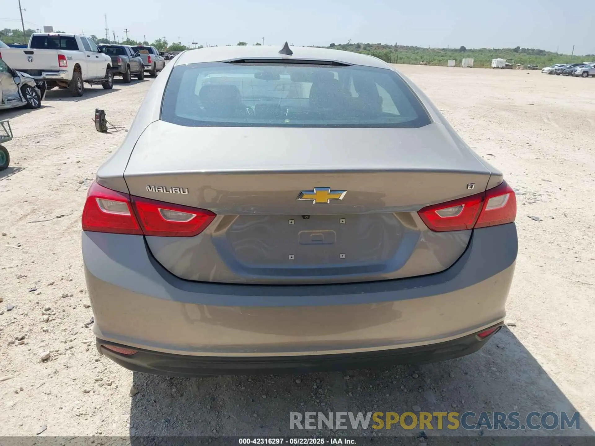 17 Photograph of a damaged car 1G1ZD5ST1PF245034 CHEVROLET MALIBU 2023