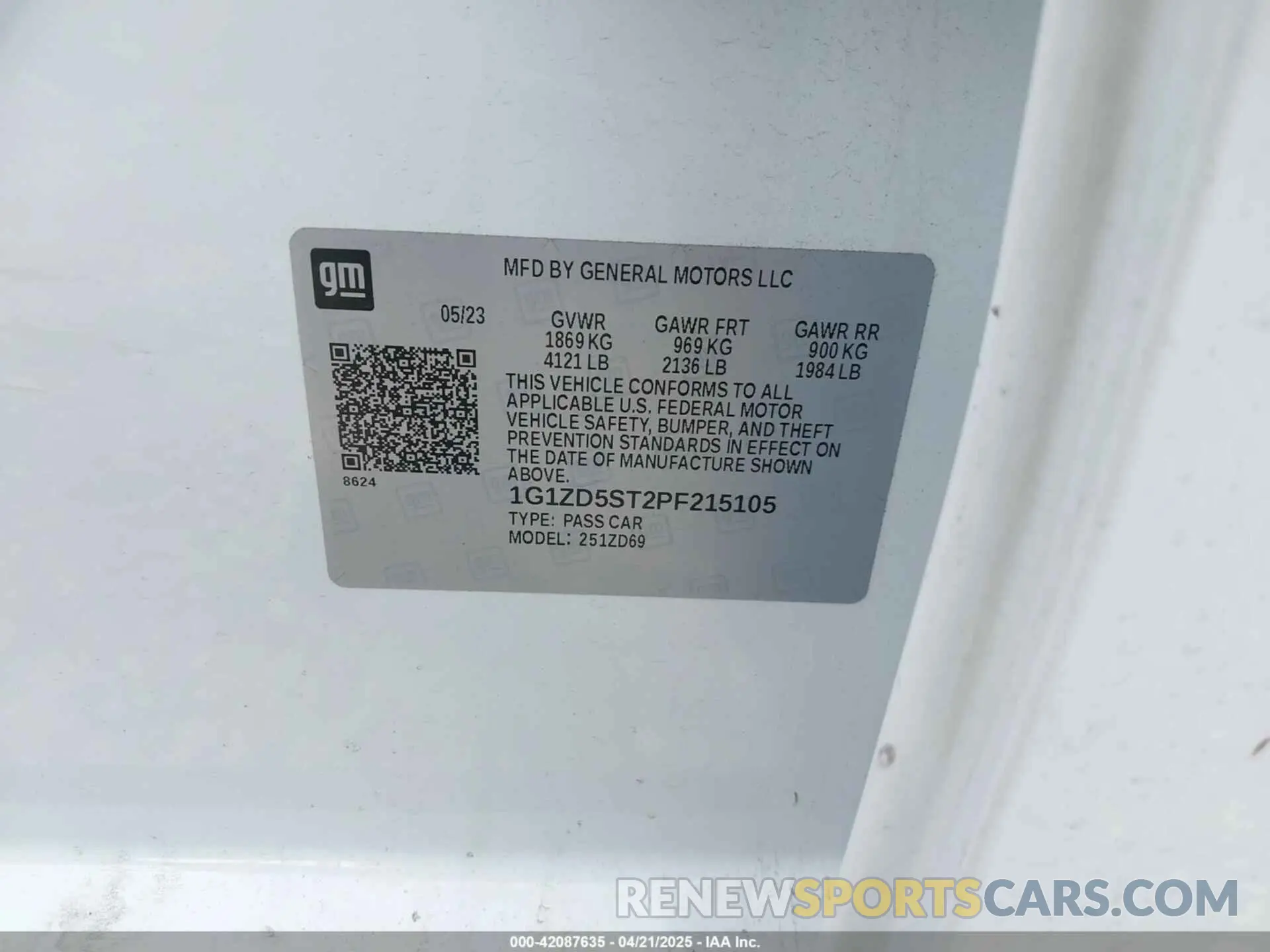 9 Photograph of a damaged car 1G1ZD5ST2PF215105 CHEVROLET MALIBU 2023