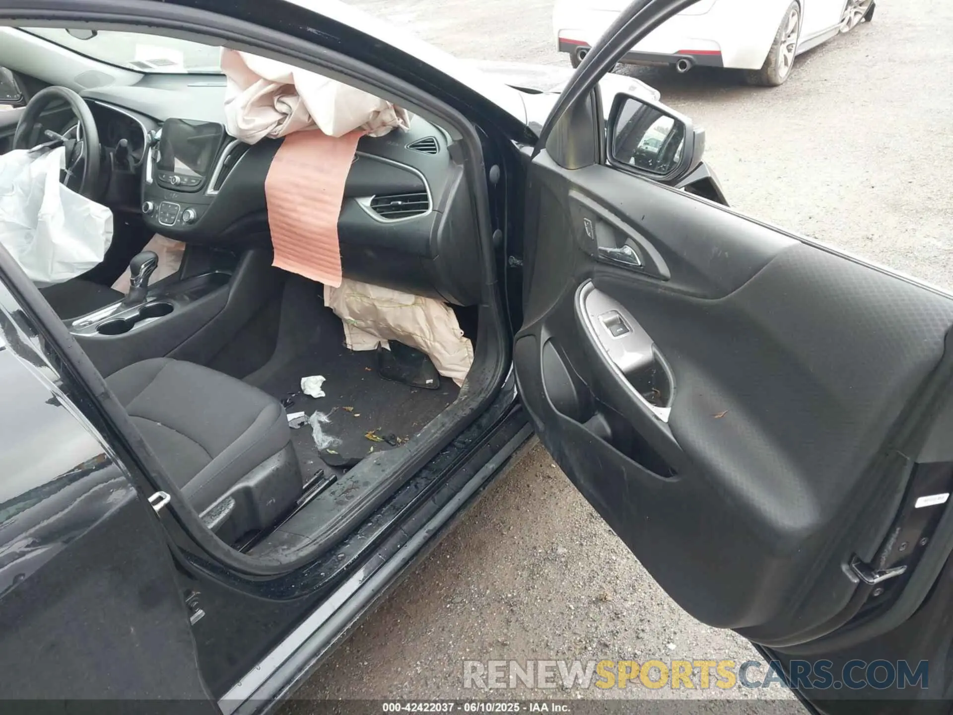 5 Photograph of a damaged car 1G1ZD5ST3PF135327 CHEVROLET MALIBU 2023