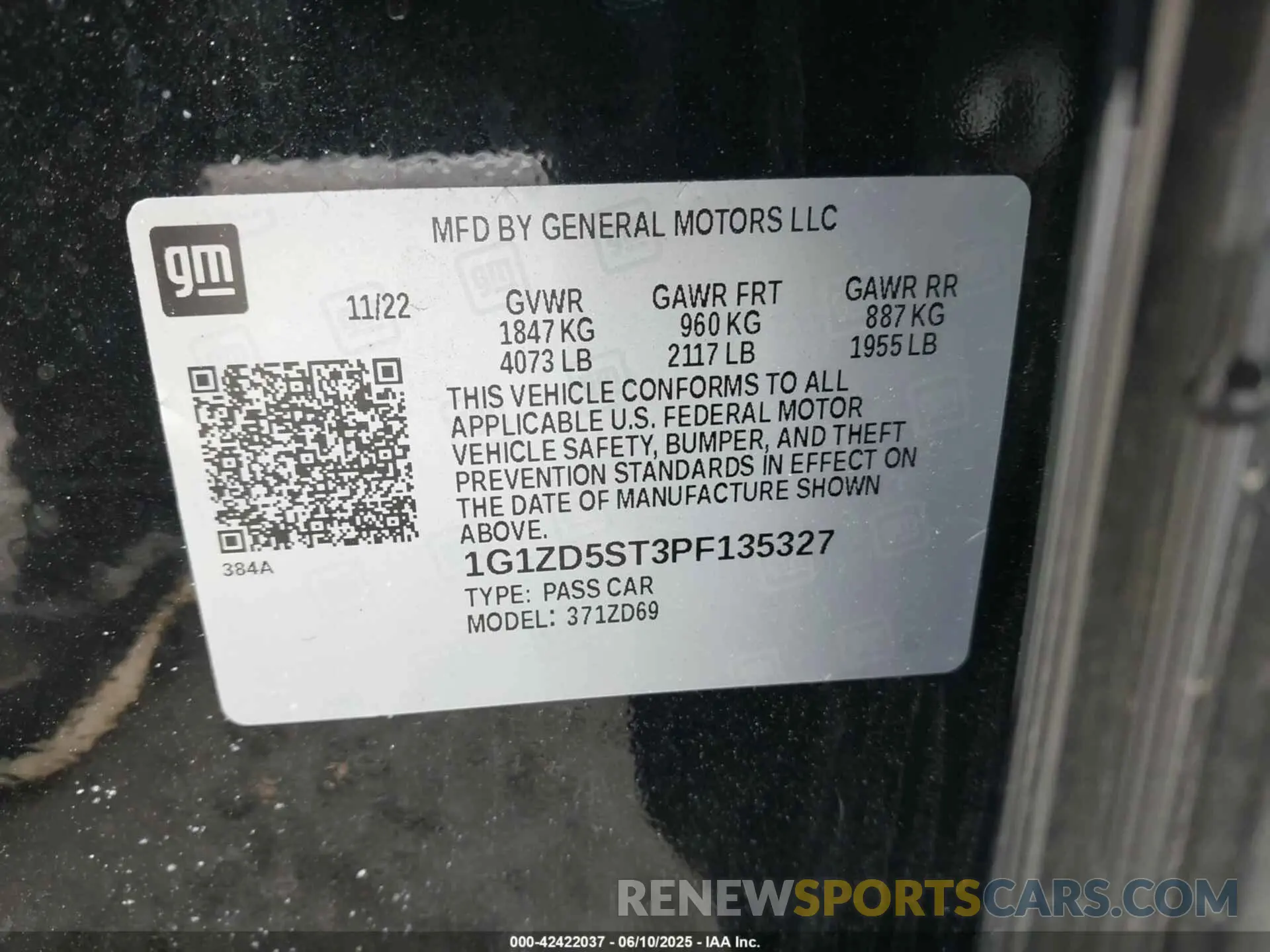 9 Photograph of a damaged car 1G1ZD5ST3PF135327 CHEVROLET MALIBU 2023