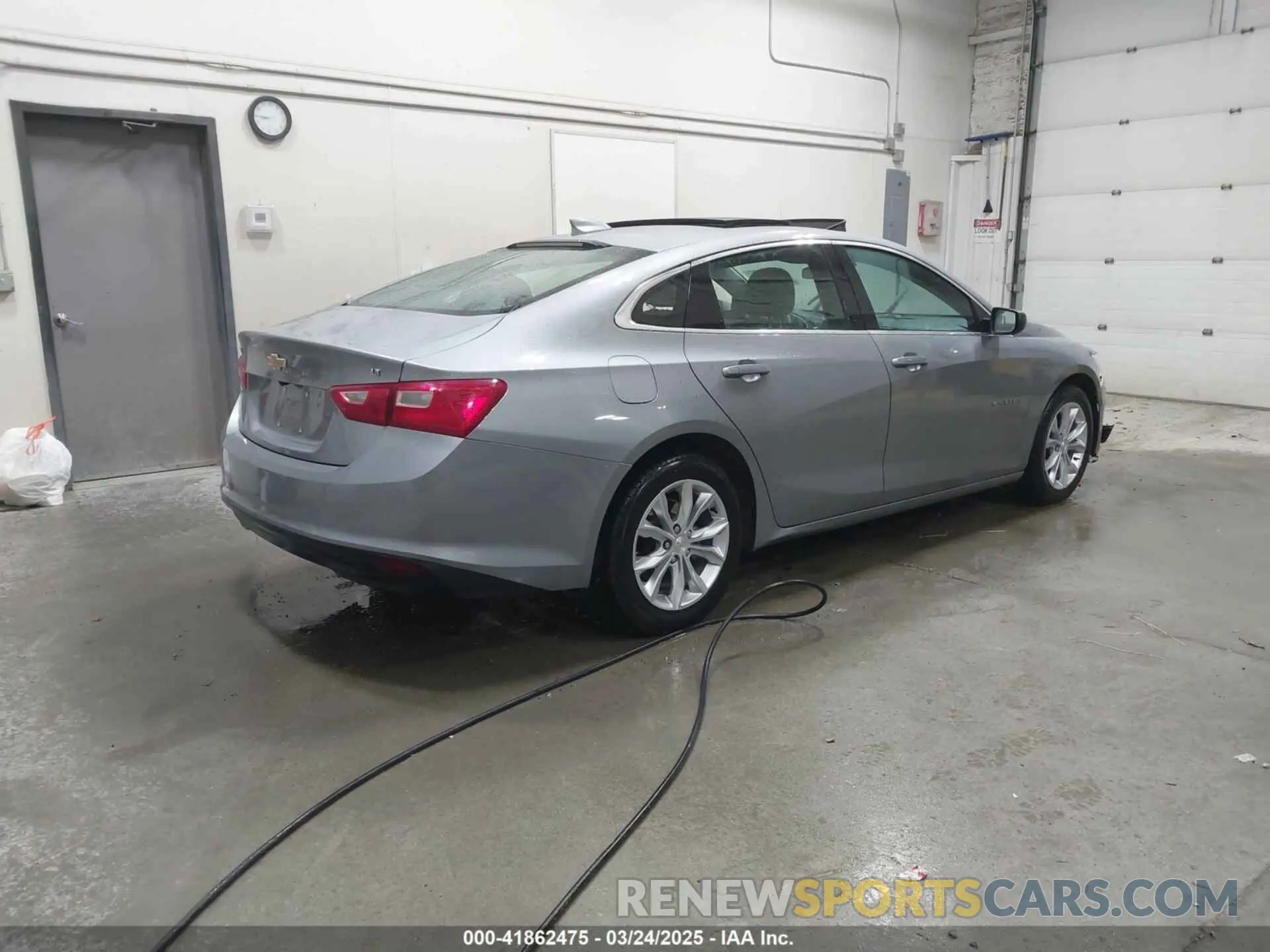 4 Photograph of a damaged car 1G1ZD5ST3PF226324 CHEVROLET MALIBU 2023