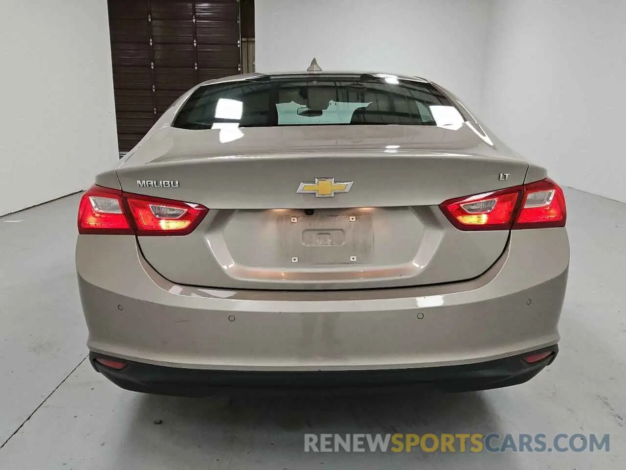 6 Photograph of a damaged car 1G1ZD5ST4PF139337 CHEVROLET MALIBU 2023