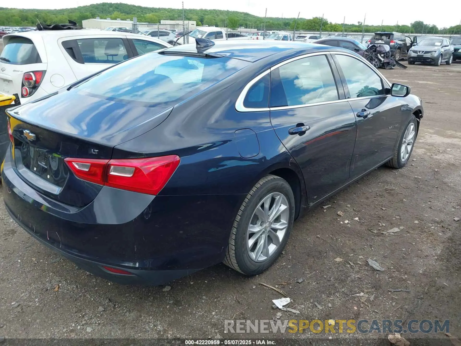 4 Photograph of a damaged car 1G1ZD5ST4PF178736 CHEVROLET MALIBU 2023