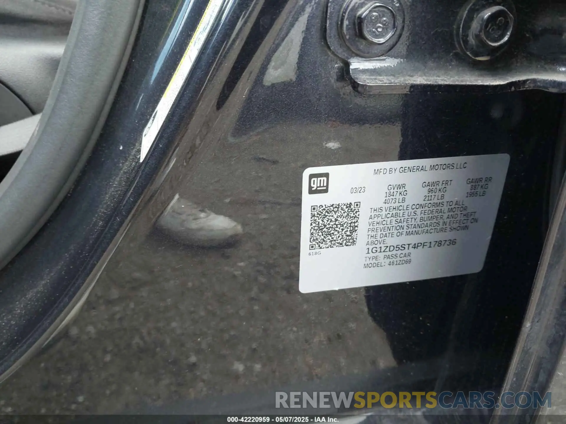 9 Photograph of a damaged car 1G1ZD5ST4PF178736 CHEVROLET MALIBU 2023