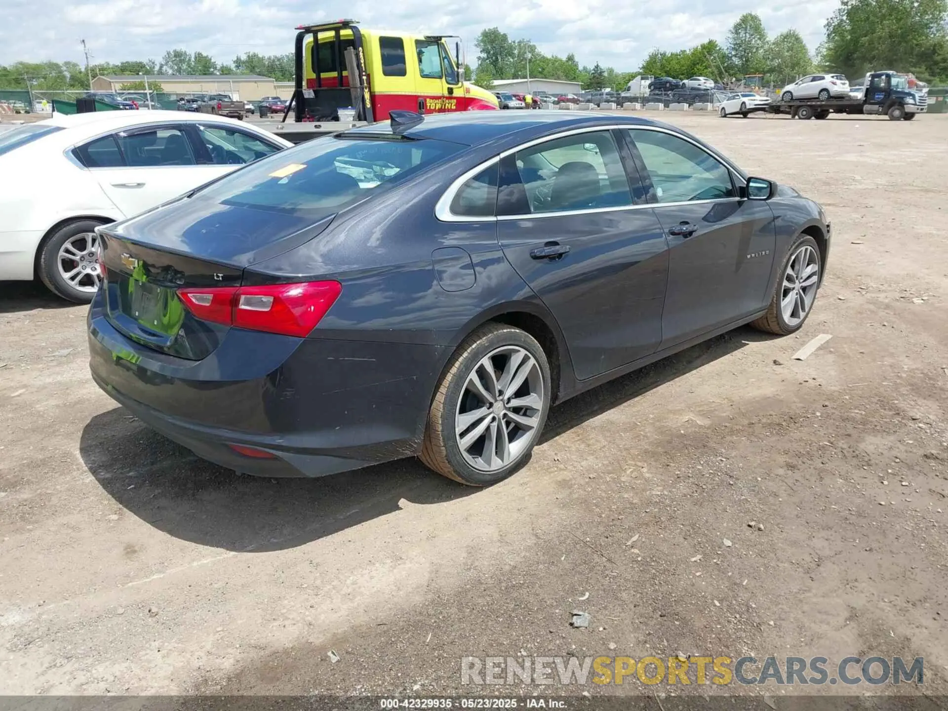 4 Photograph of a damaged car 1G1ZD5ST4PF183418 CHEVROLET MALIBU 2023