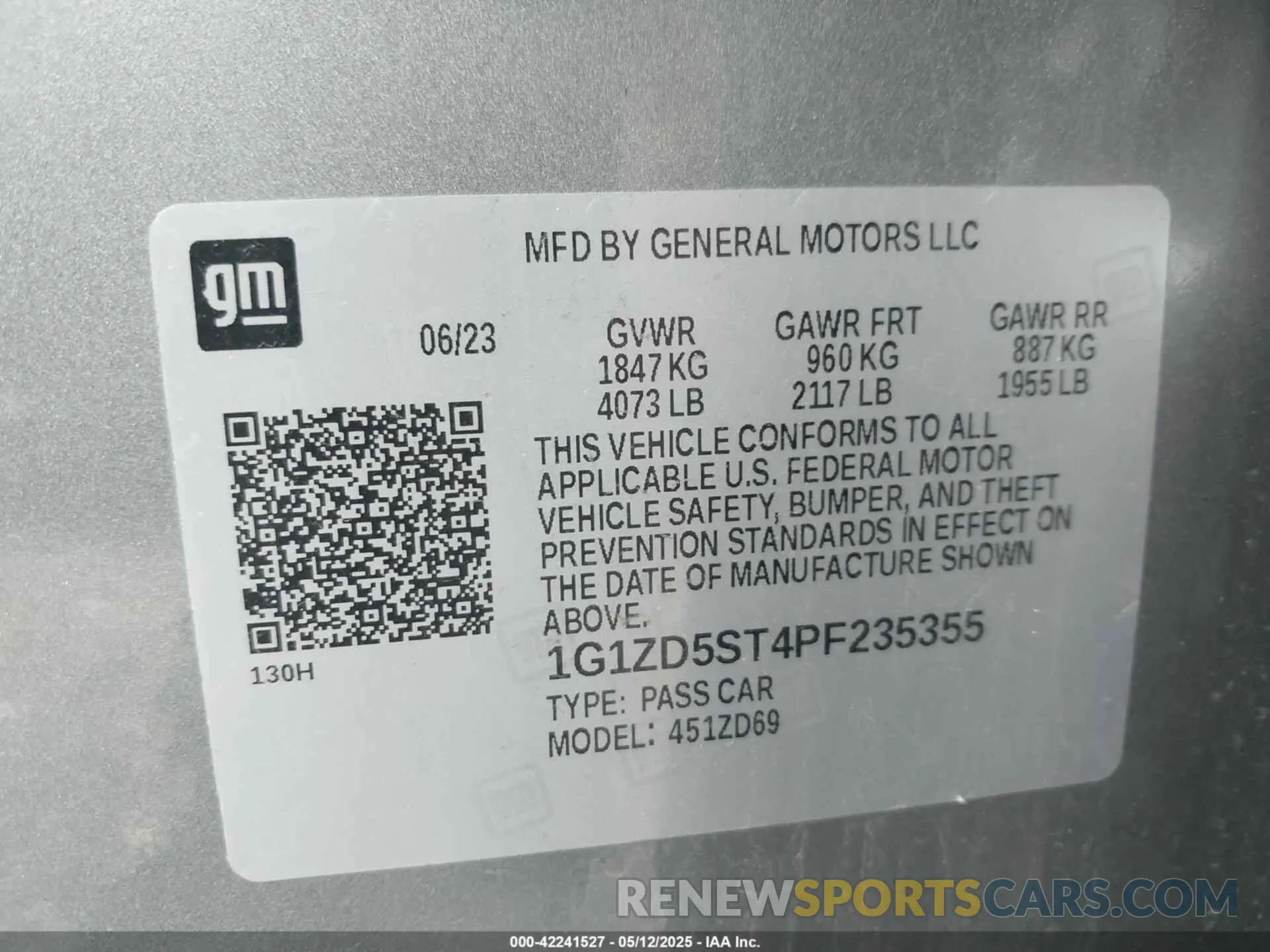 9 Photograph of a damaged car 1G1ZD5ST4PF235355 CHEVROLET MALIBU 2023