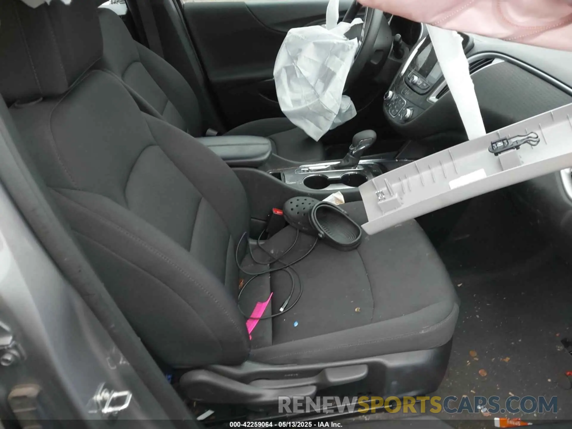 5 Photograph of a damaged car 1G1ZD5ST4PF236831 CHEVROLET MALIBU 2023