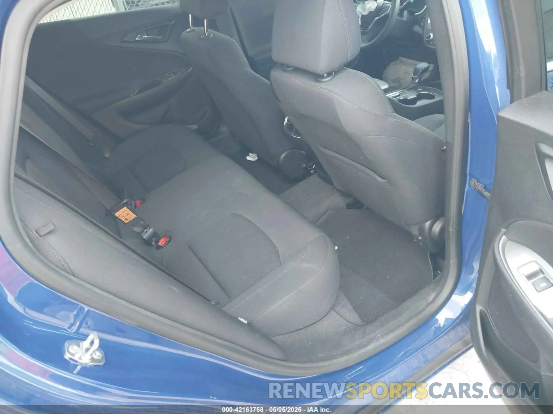 8 Photograph of a damaged car 1G1ZD5ST5PF130100 CHEVROLET MALIBU 2023