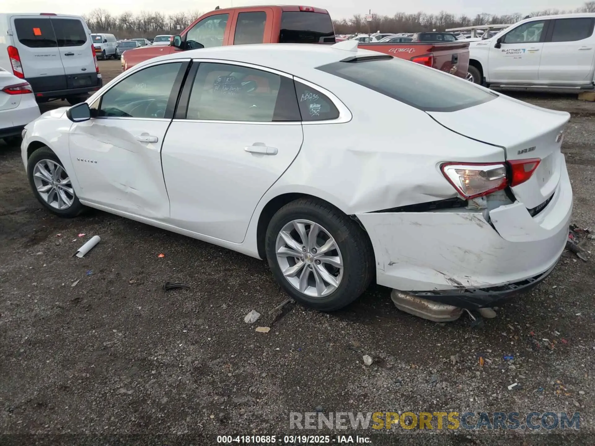 17 Photograph of a damaged car 1G1ZD5ST5PF171312 CHEVROLET MALIBU 2023
