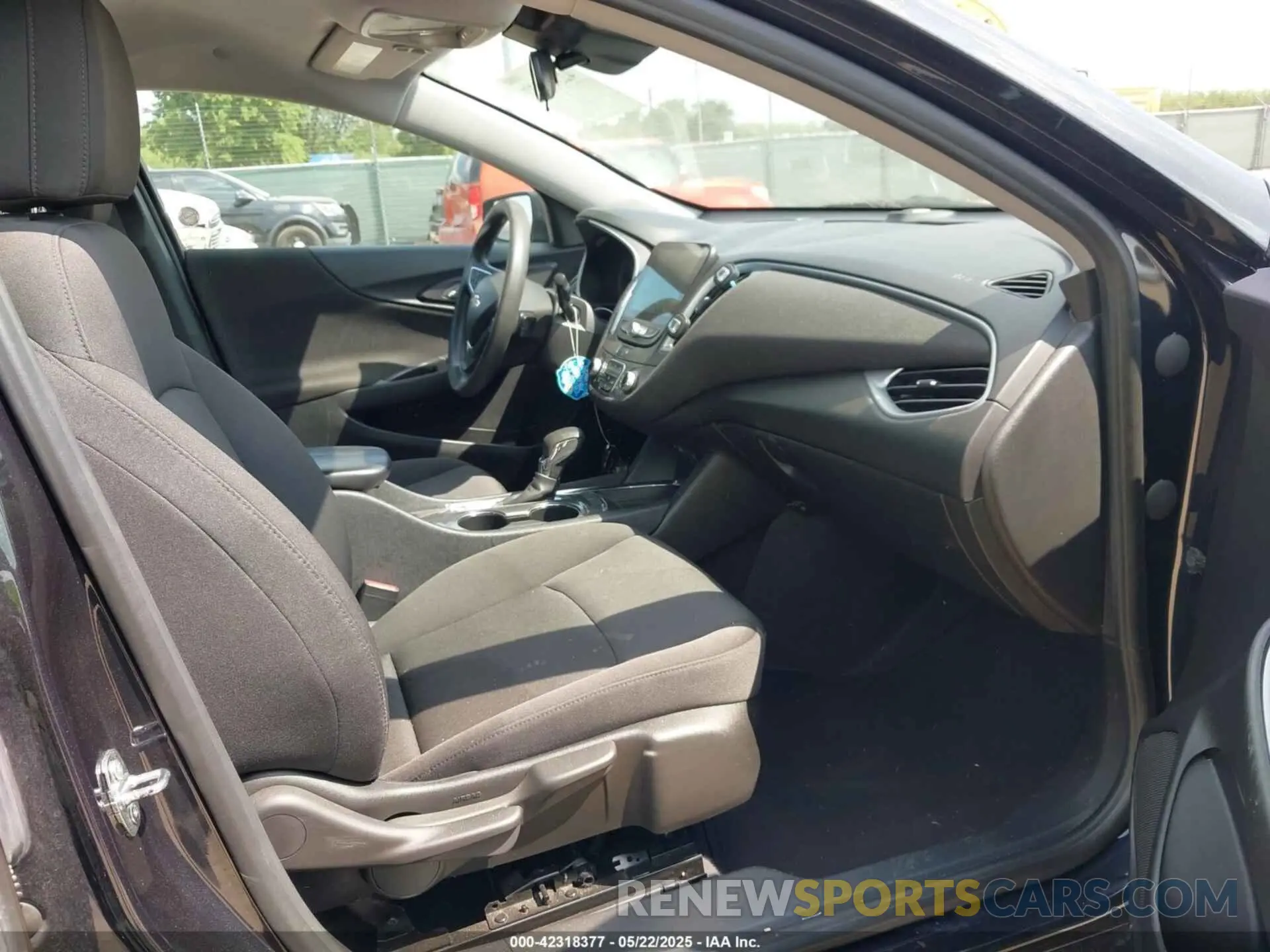 5 Photograph of a damaged car 1G1ZD5ST5PF179197 CHEVROLET MALIBU 2023