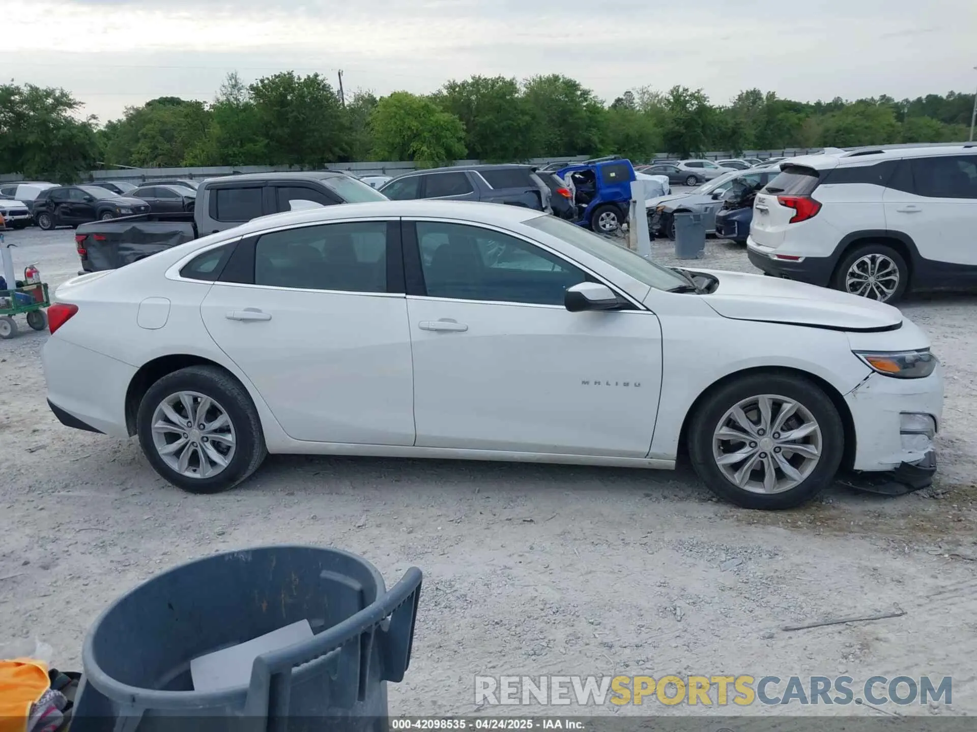 14 Photograph of a damaged car 1G1ZD5ST5PF214353 CHEVROLET MALIBU 2023