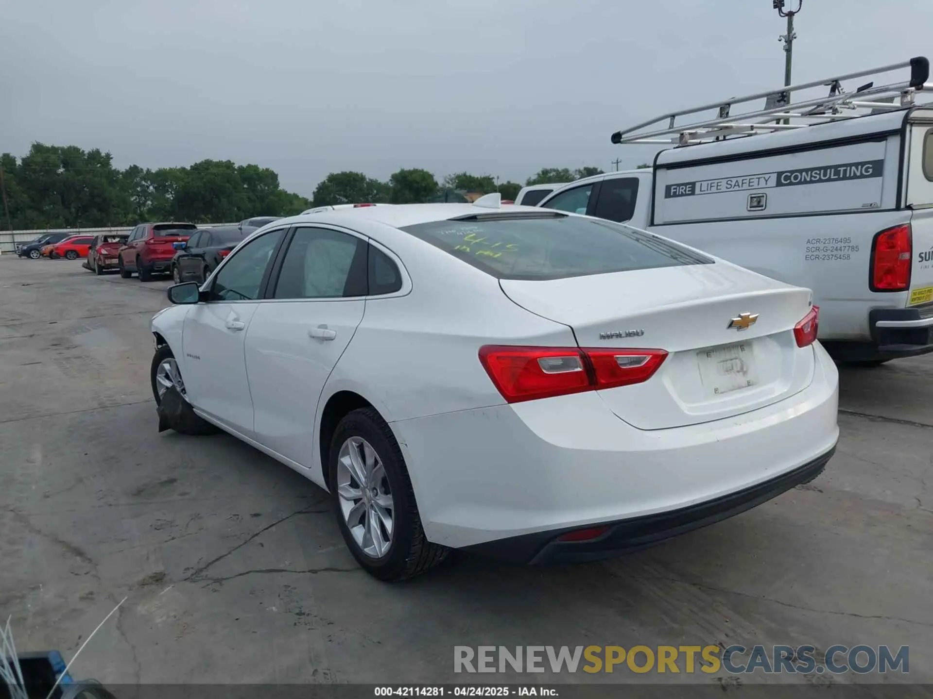 3 Photograph of a damaged car 1G1ZD5ST5PF222100 CHEVROLET MALIBU 2023