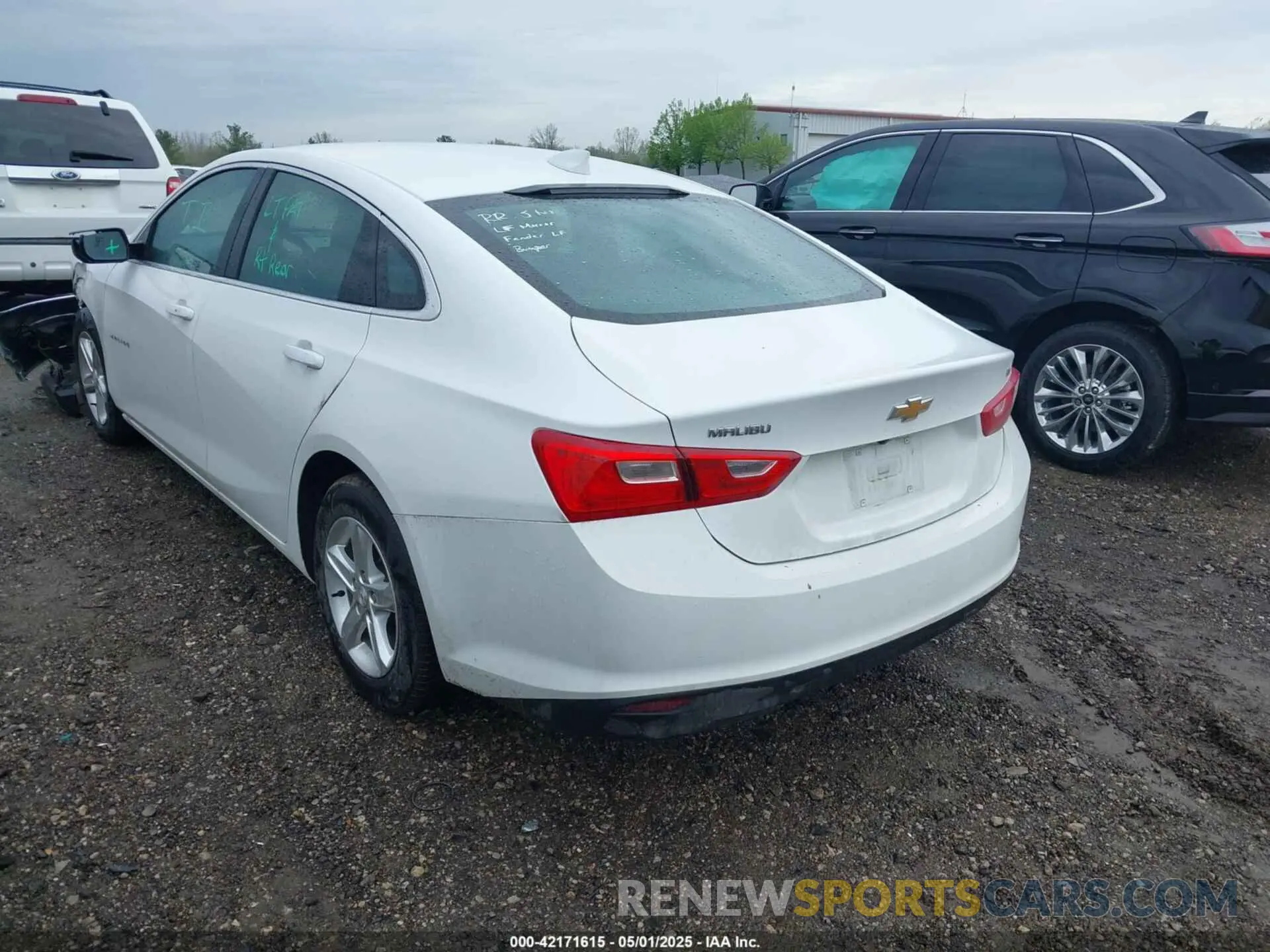 3 Photograph of a damaged car 1G1ZD5ST5PF229709 CHEVROLET MALIBU 2023