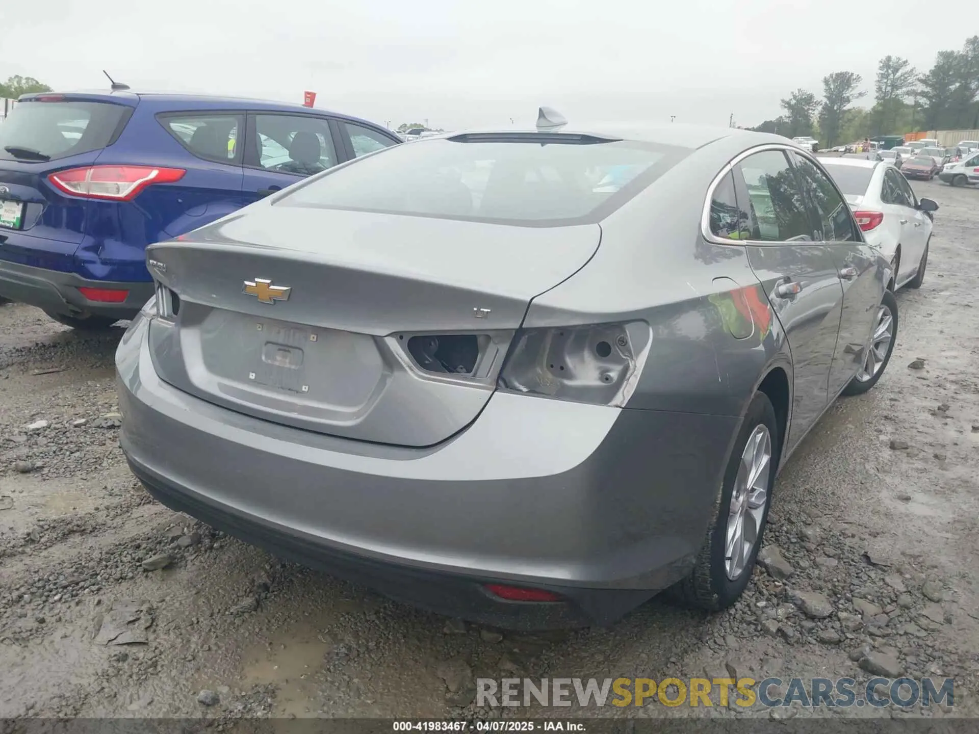 4 Photograph of a damaged car 1G1ZD5ST5PF237079 CHEVROLET MALIBU 2023