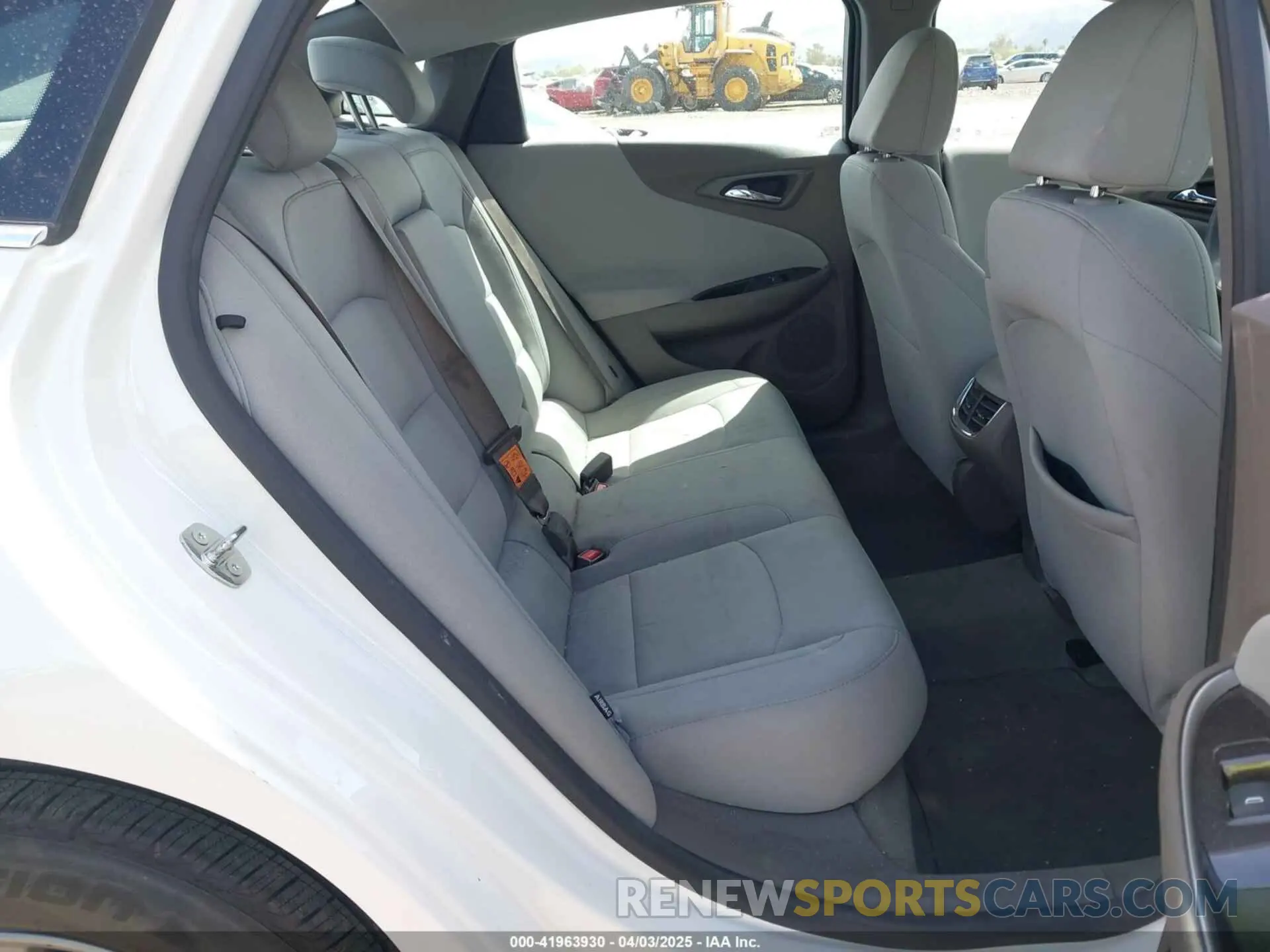 8 Photograph of a damaged car 1G1ZD5ST5PF242315 CHEVROLET MALIBU 2023