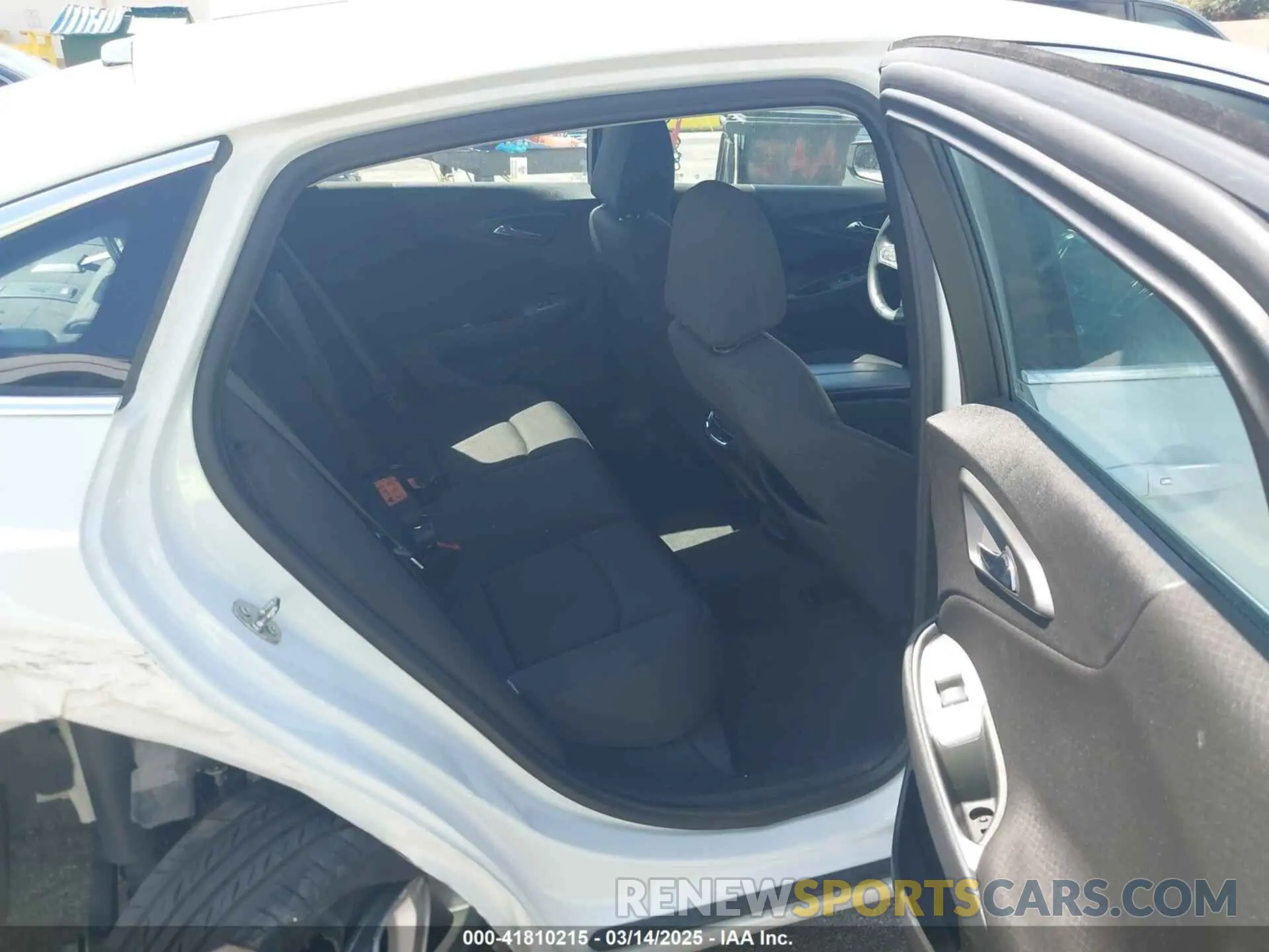 8 Photograph of a damaged car 1G1ZD5ST6PF166541 CHEVROLET MALIBU 2023