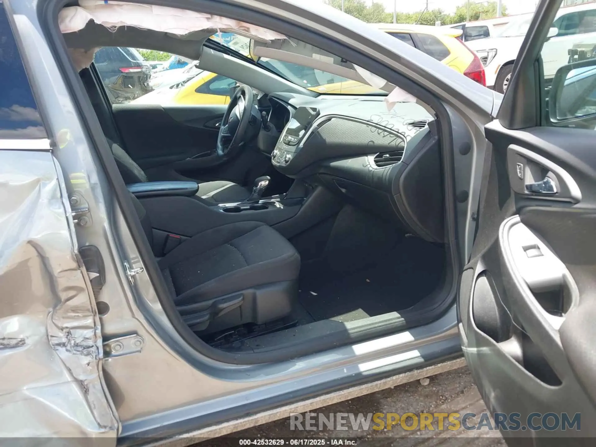 5 Photograph of a damaged car 1G1ZD5ST7PF173708 CHEVROLET MALIBU 2023