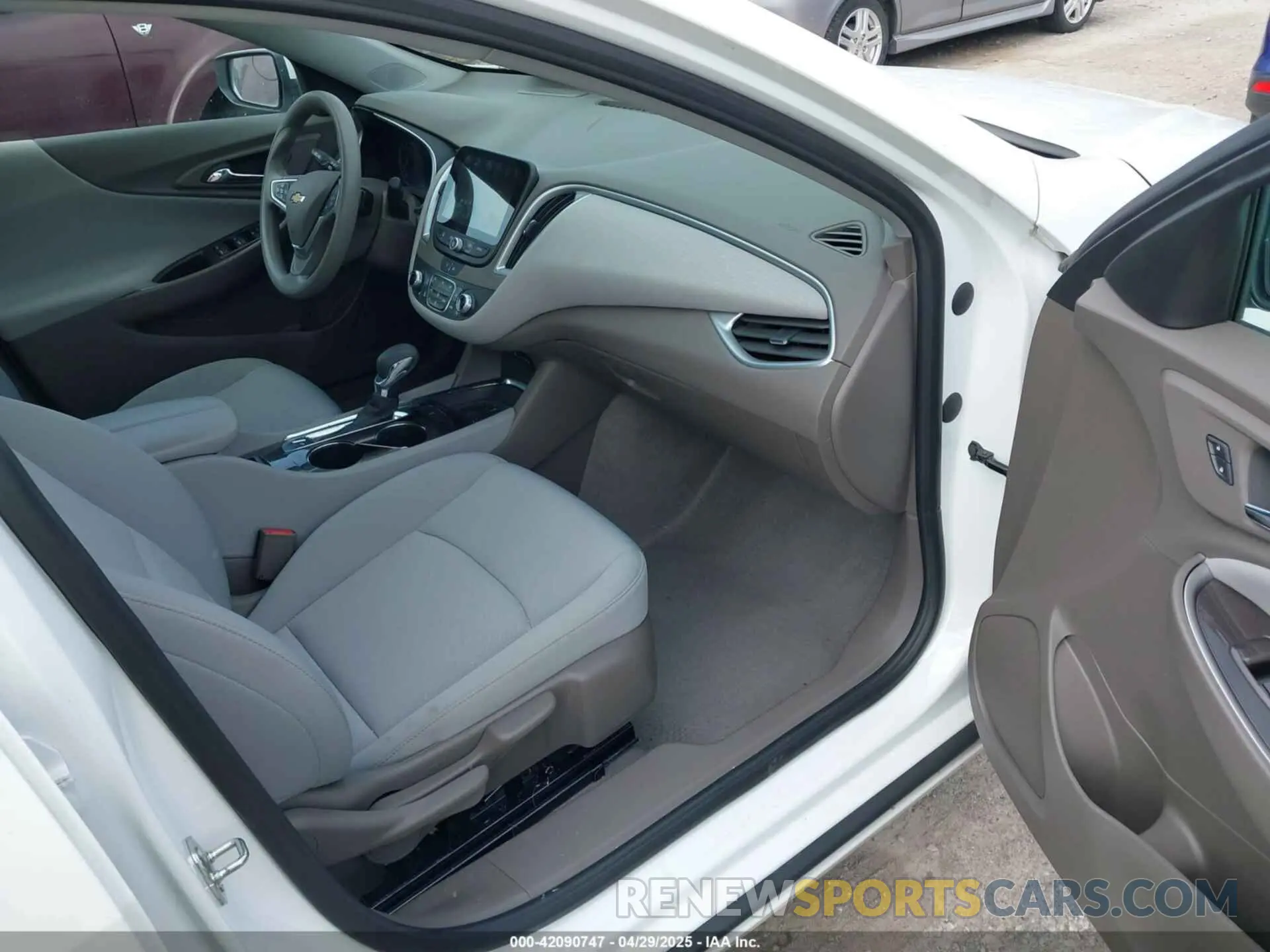 5 Photograph of a damaged car 1G1ZD5ST7PF176169 CHEVROLET MALIBU 2023
