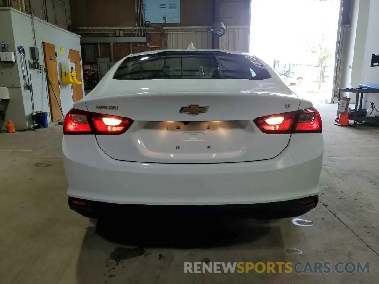 6 Photograph of a damaged car 1G1ZD5ST7PF177287 CHEVROLET MALIBU 2023
