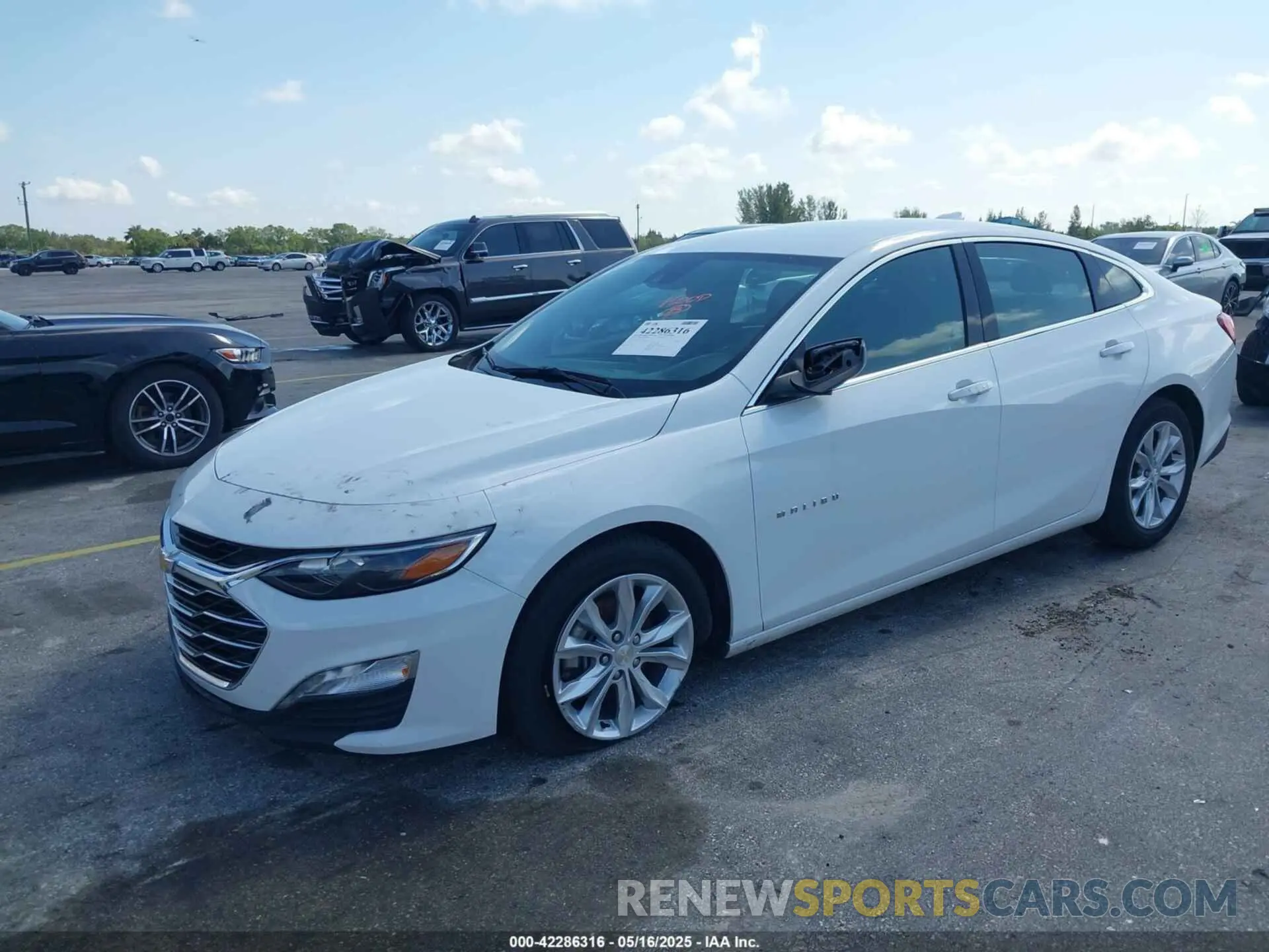 2 Photograph of a damaged car 1G1ZD5ST7PF215214 CHEVROLET MALIBU 2023