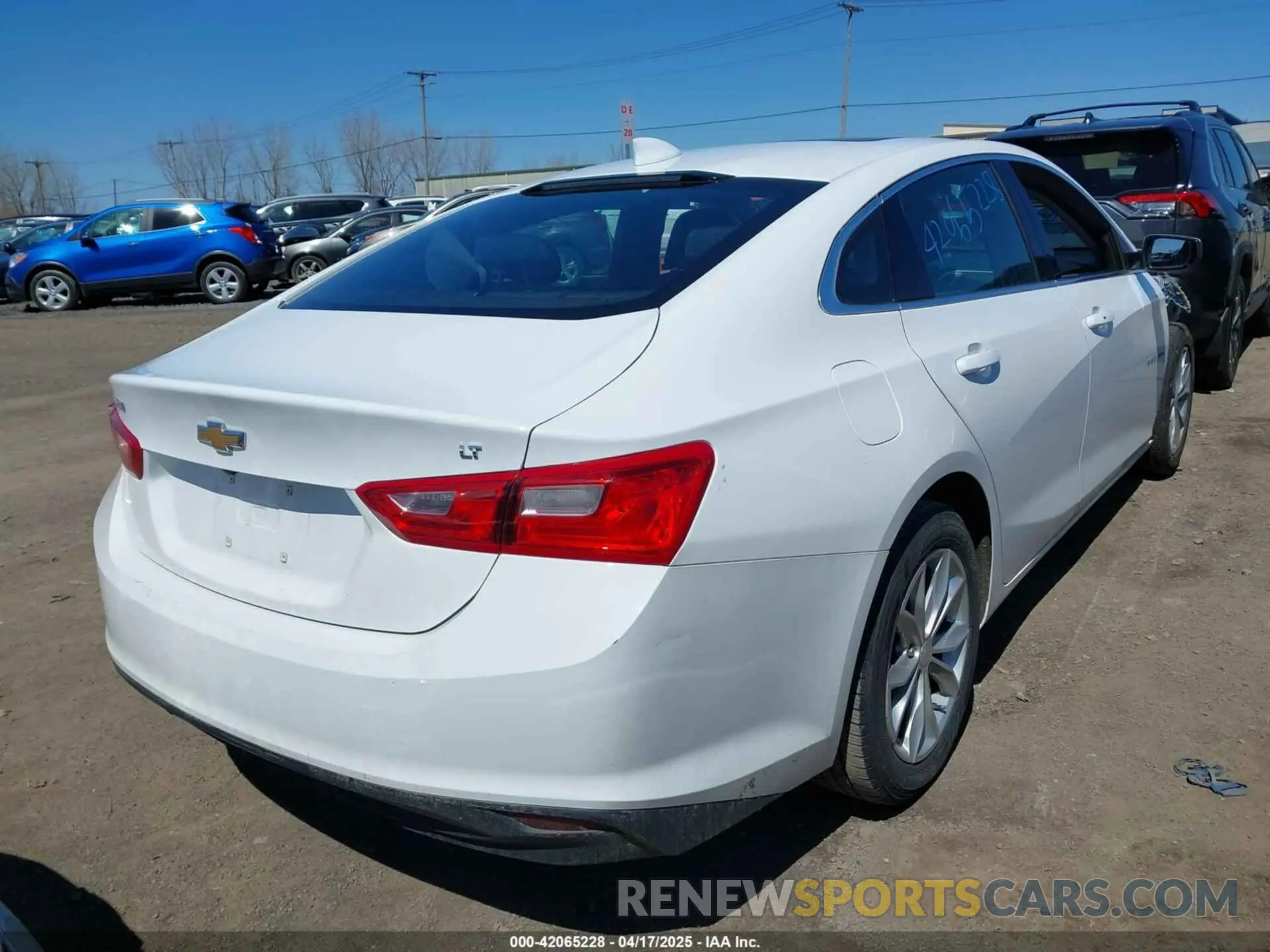 4 Photograph of a damaged car 1G1ZD5ST7PF229288 CHEVROLET MALIBU 2023