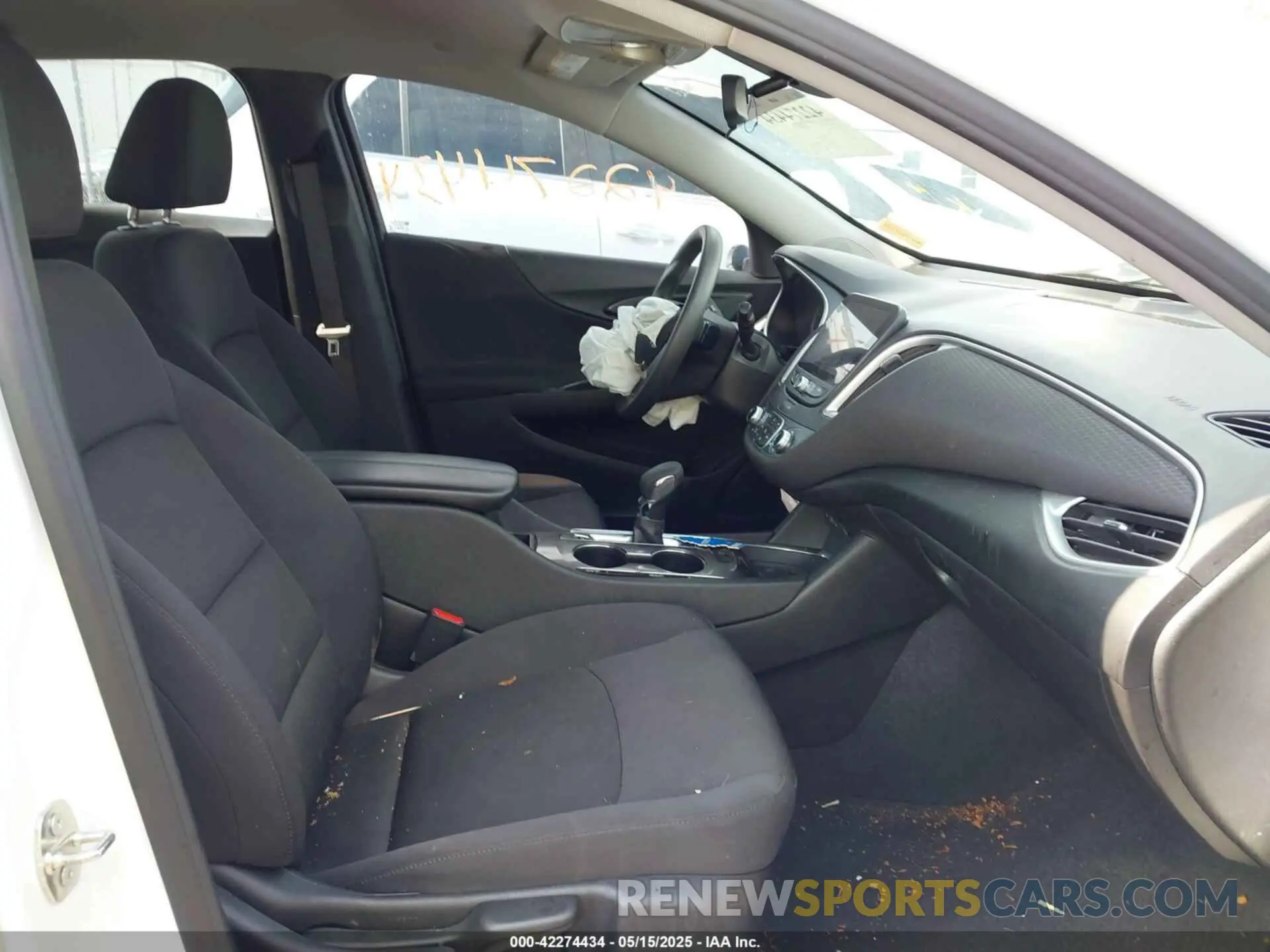5 Photograph of a damaged car 1G1ZD5ST8PF111637 CHEVROLET MALIBU 2023