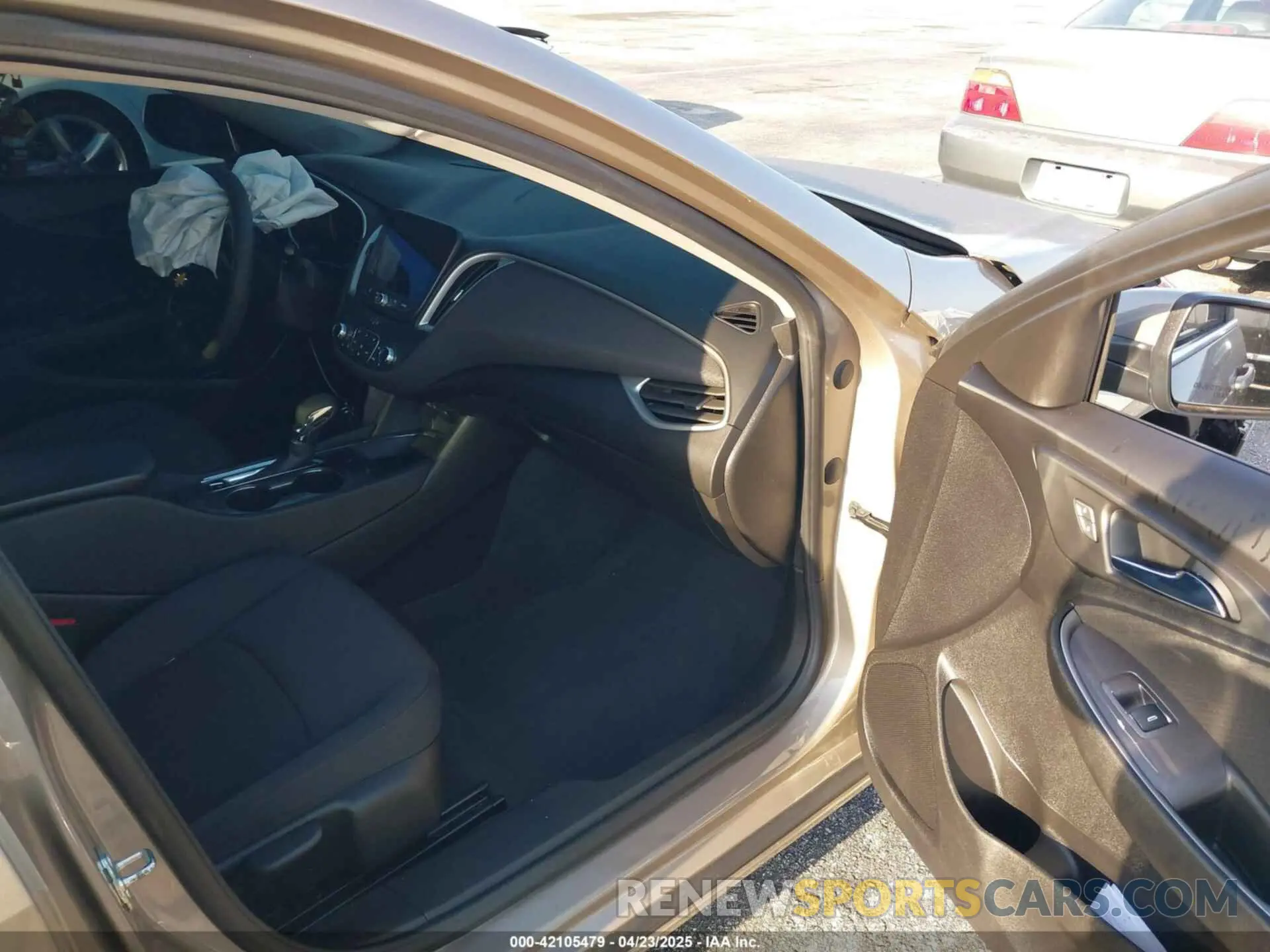 5 Photograph of a damaged car 1G1ZD5ST8PF119124 CHEVROLET MALIBU 2023
