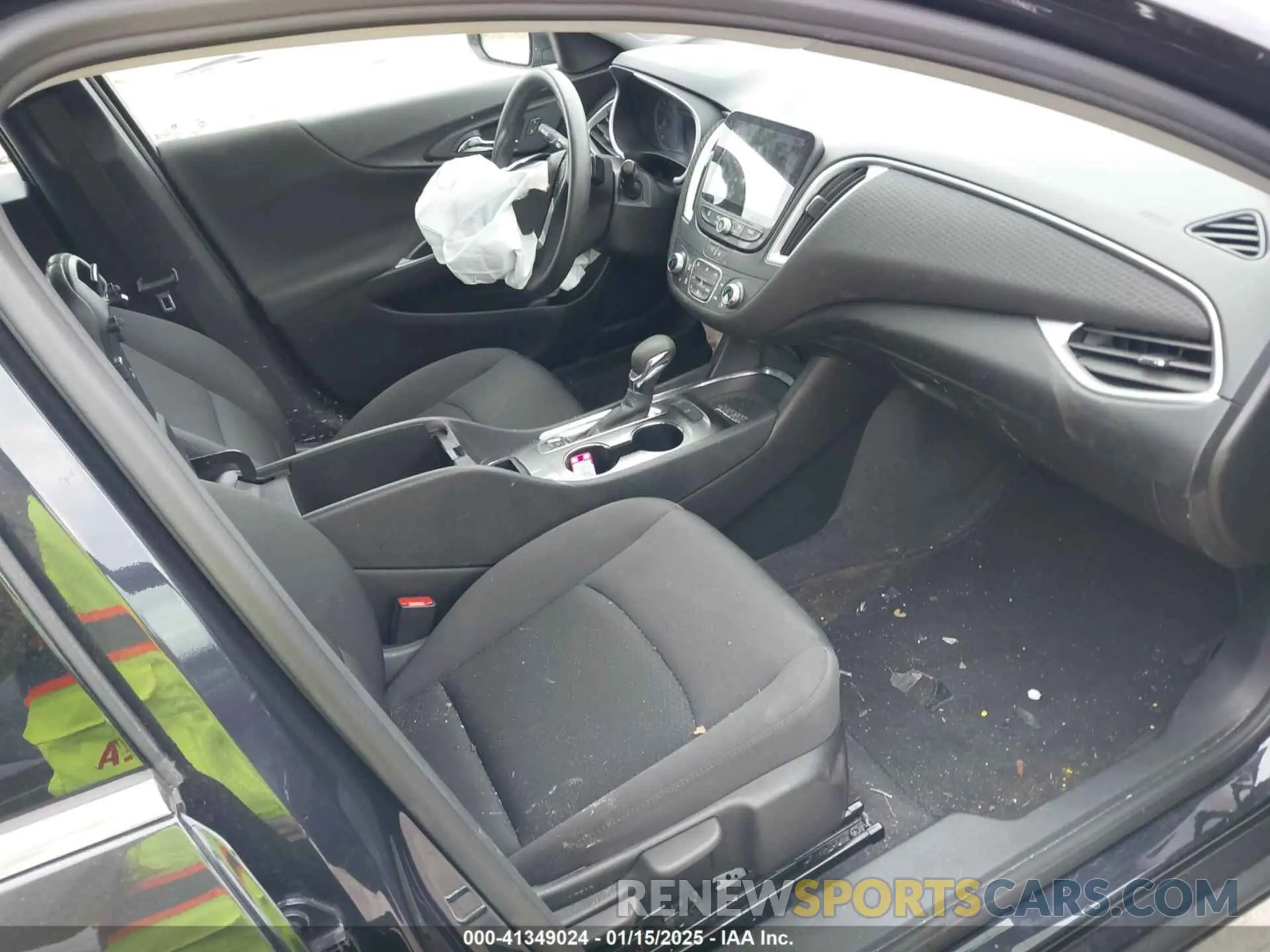 5 Photograph of a damaged car 1G1ZD5ST8PF127370 CHEVROLET MALIBU 2023