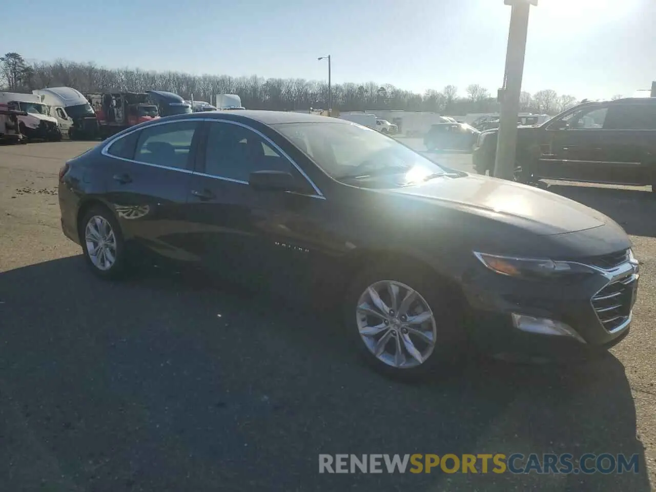 4 Photograph of a damaged car 1G1ZD5ST8PF190159 CHEVROLET MALIBU 2023