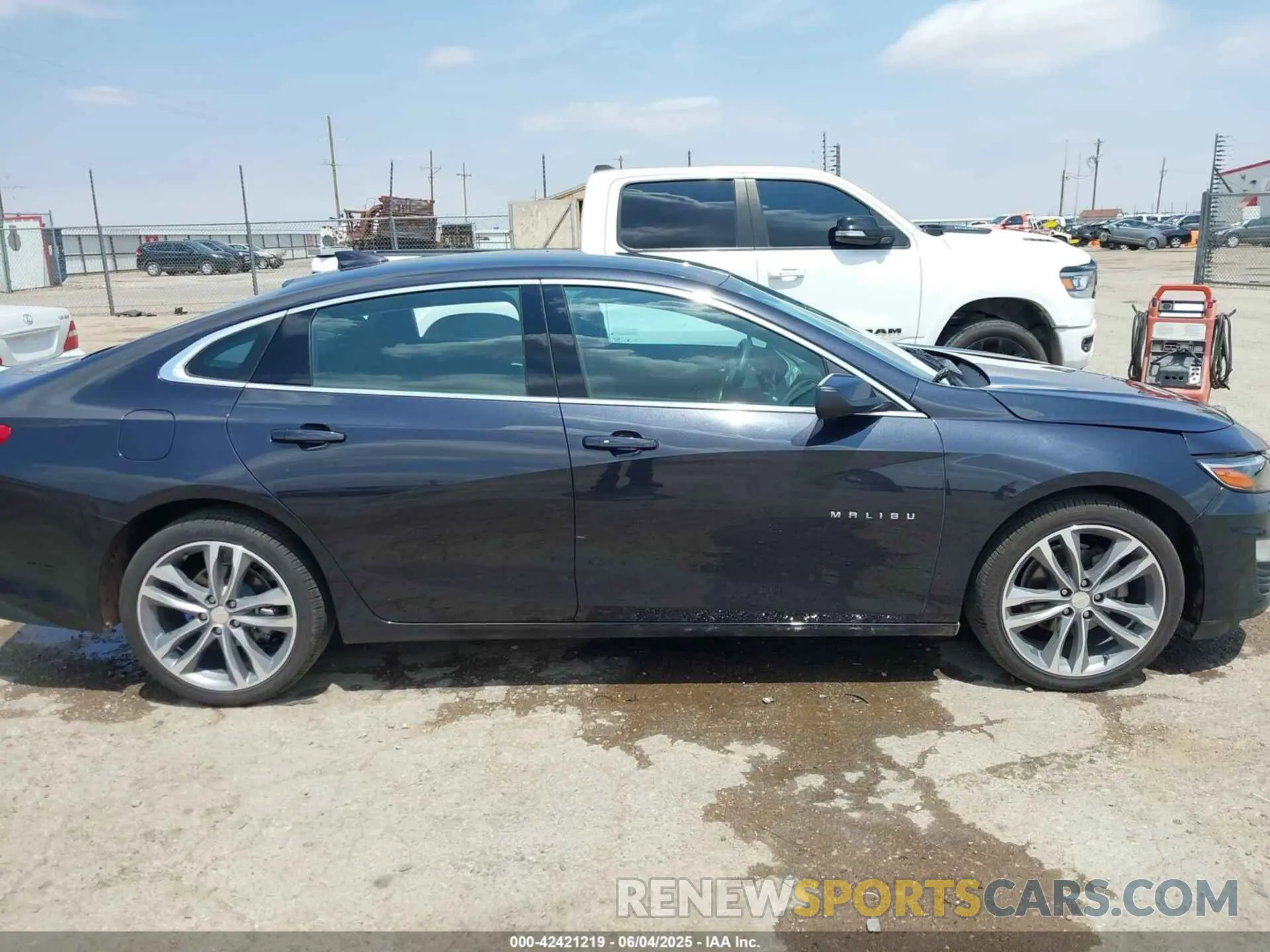 14 Photograph of a damaged car 1G1ZD5ST8PF226657 CHEVROLET MALIBU 2023