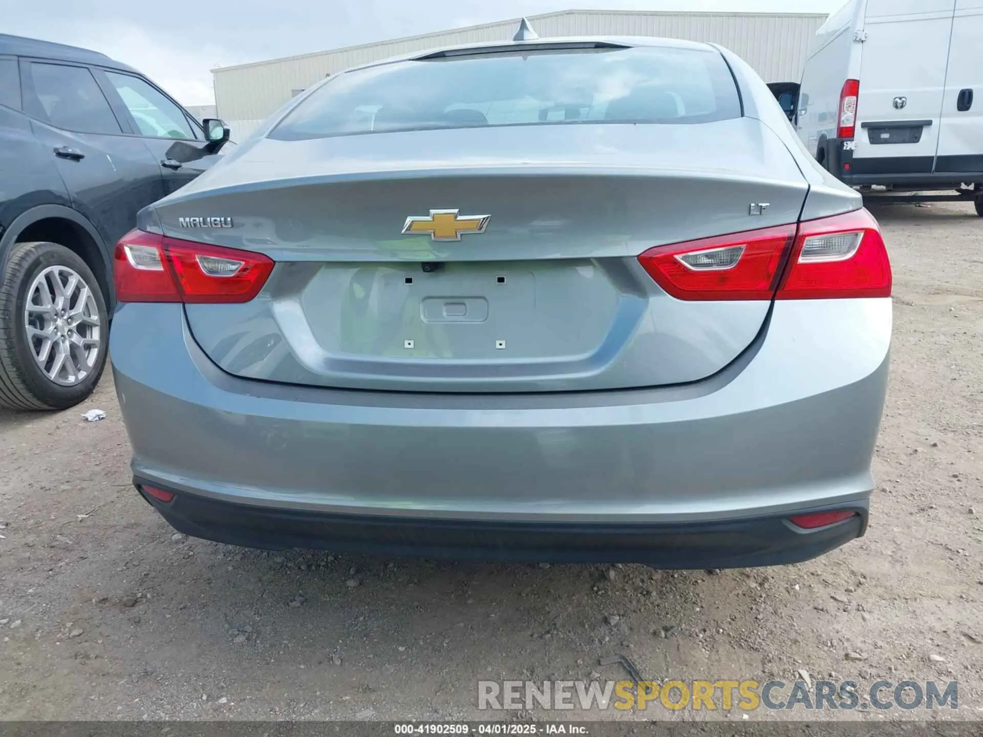 17 Photograph of a damaged car 1G1ZD5ST8PF251218 CHEVROLET MALIBU 2023
