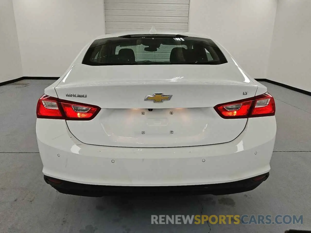 6 Photograph of a damaged car 1G1ZD5ST9PF137647 CHEVROLET MALIBU 2023